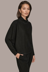 Donna Karan | MOCK-NECK TOP