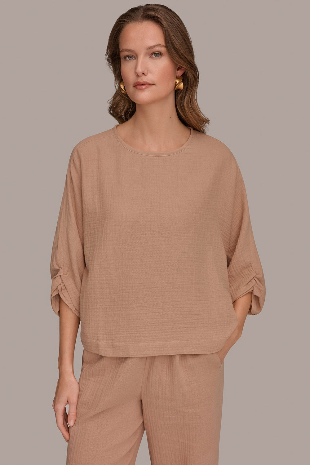 Donna Karan | 3/4 SLEEVE TWIST CUFF BLOUSE