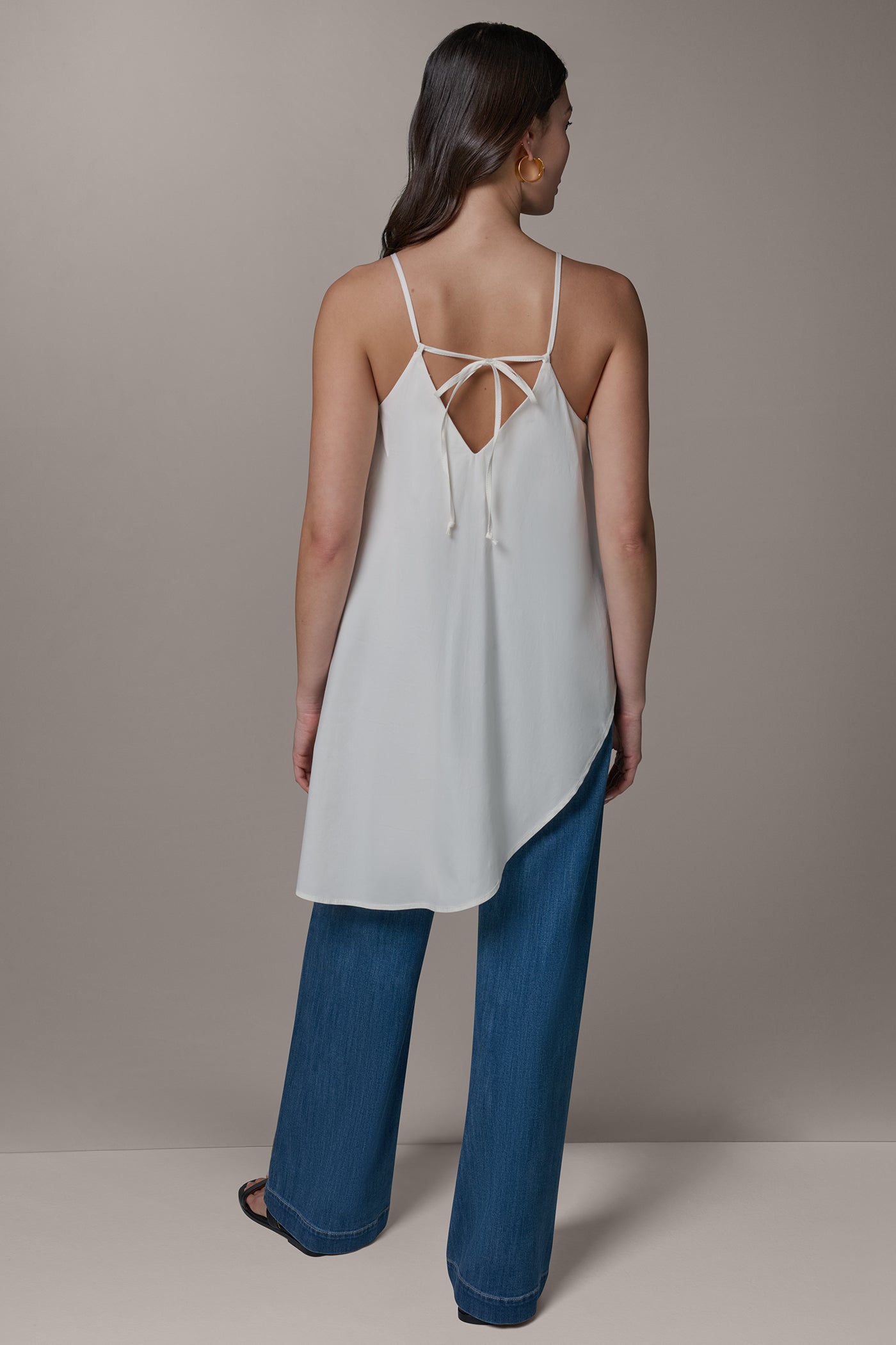 Donna Karan | SLEEVELESS ASYMMETRIC TIE BACK BLOUSE