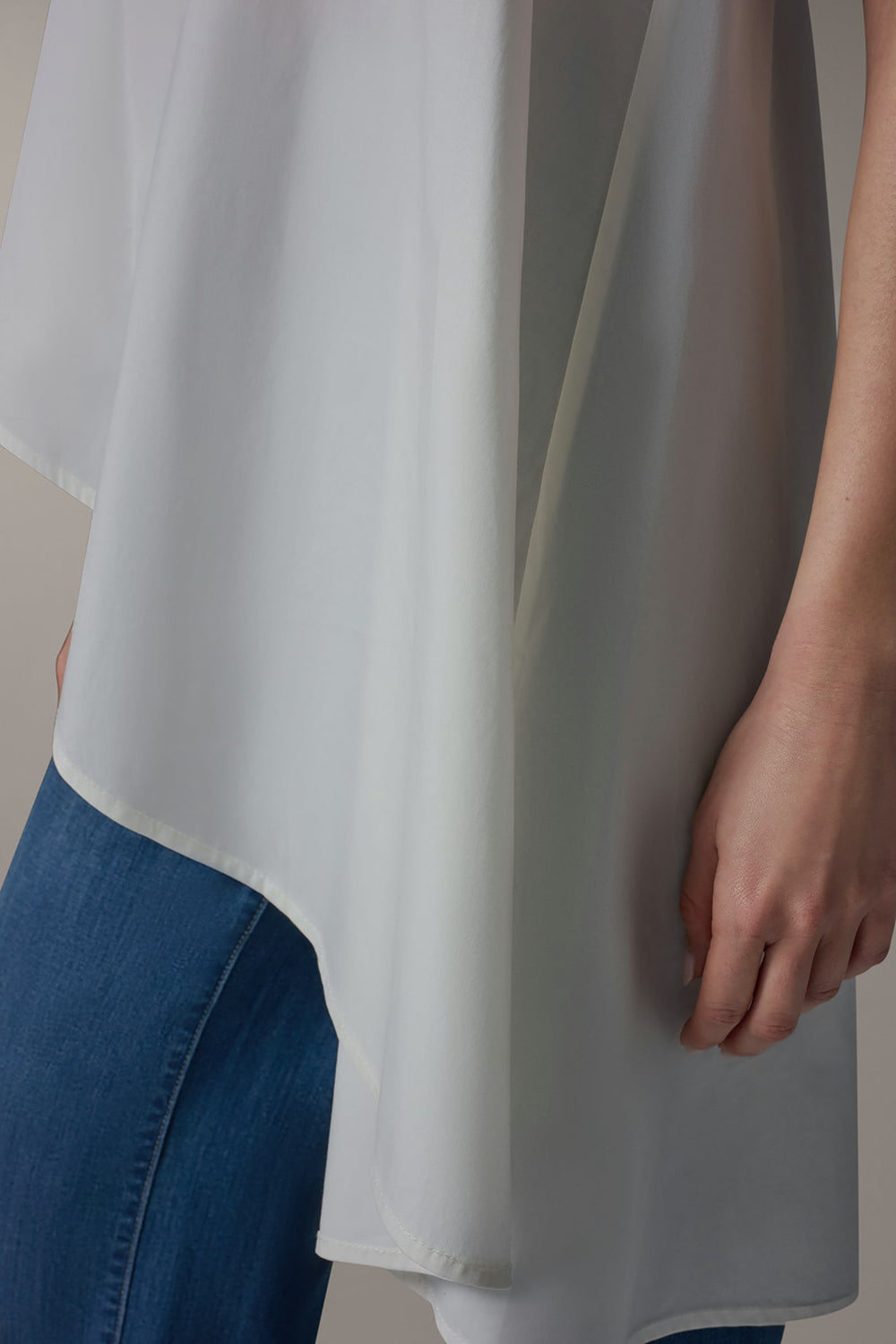 Donna Karan | SLEEVELESS ASYMMETRIC TIE BACK BLOUSE
