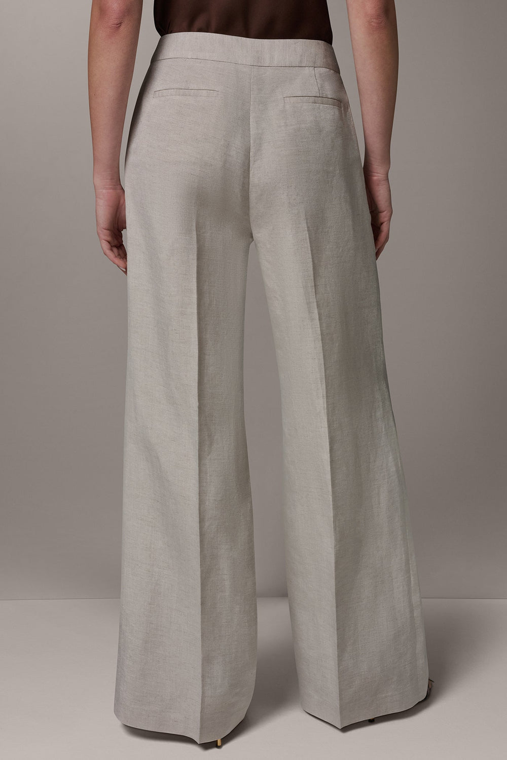 Donna Karan | MID-RISE PLEATED WIDE-LEG PANT