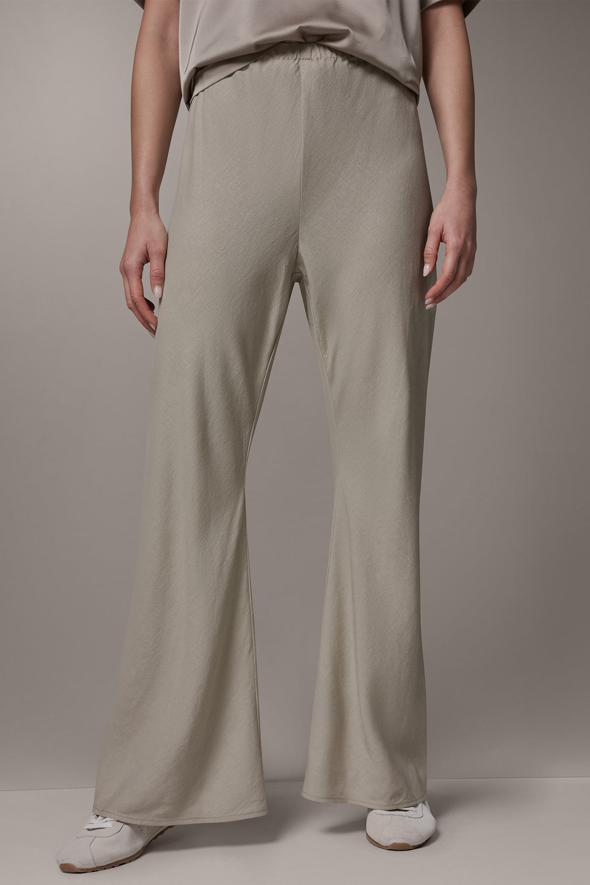 Donna Karan | MID-RISE RELAXED ANKLE PANT