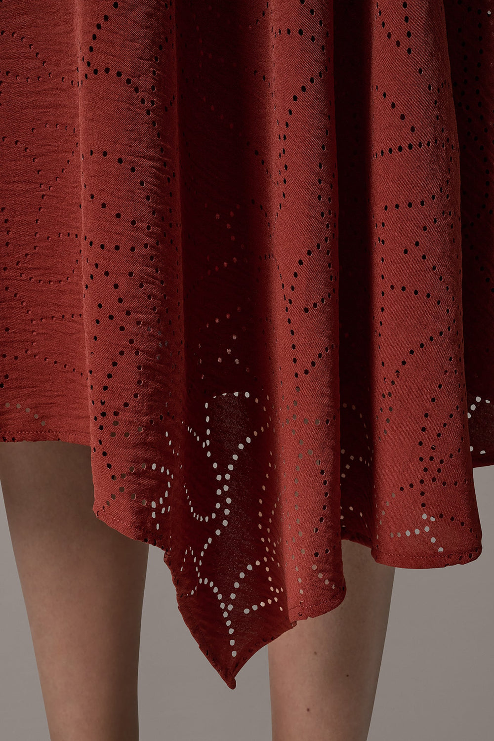 Donna Karan | LASER CUT ASYMMETRIC MIDI SKIRT