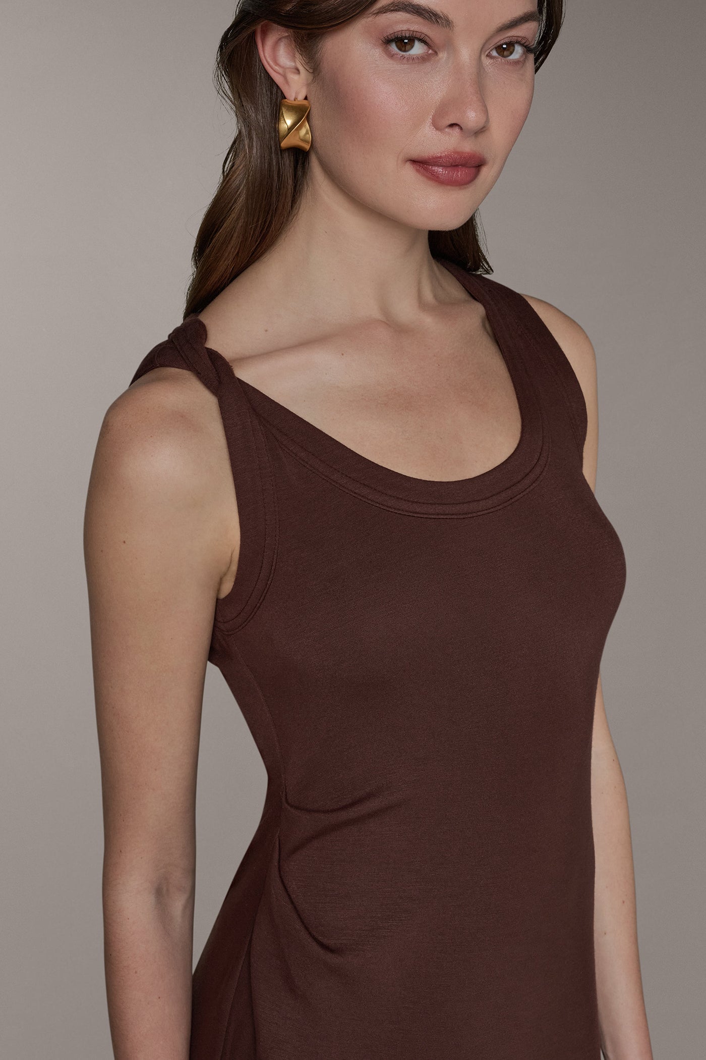 Donna Karan | SLEEVELESS TWIST MIDI DRESS