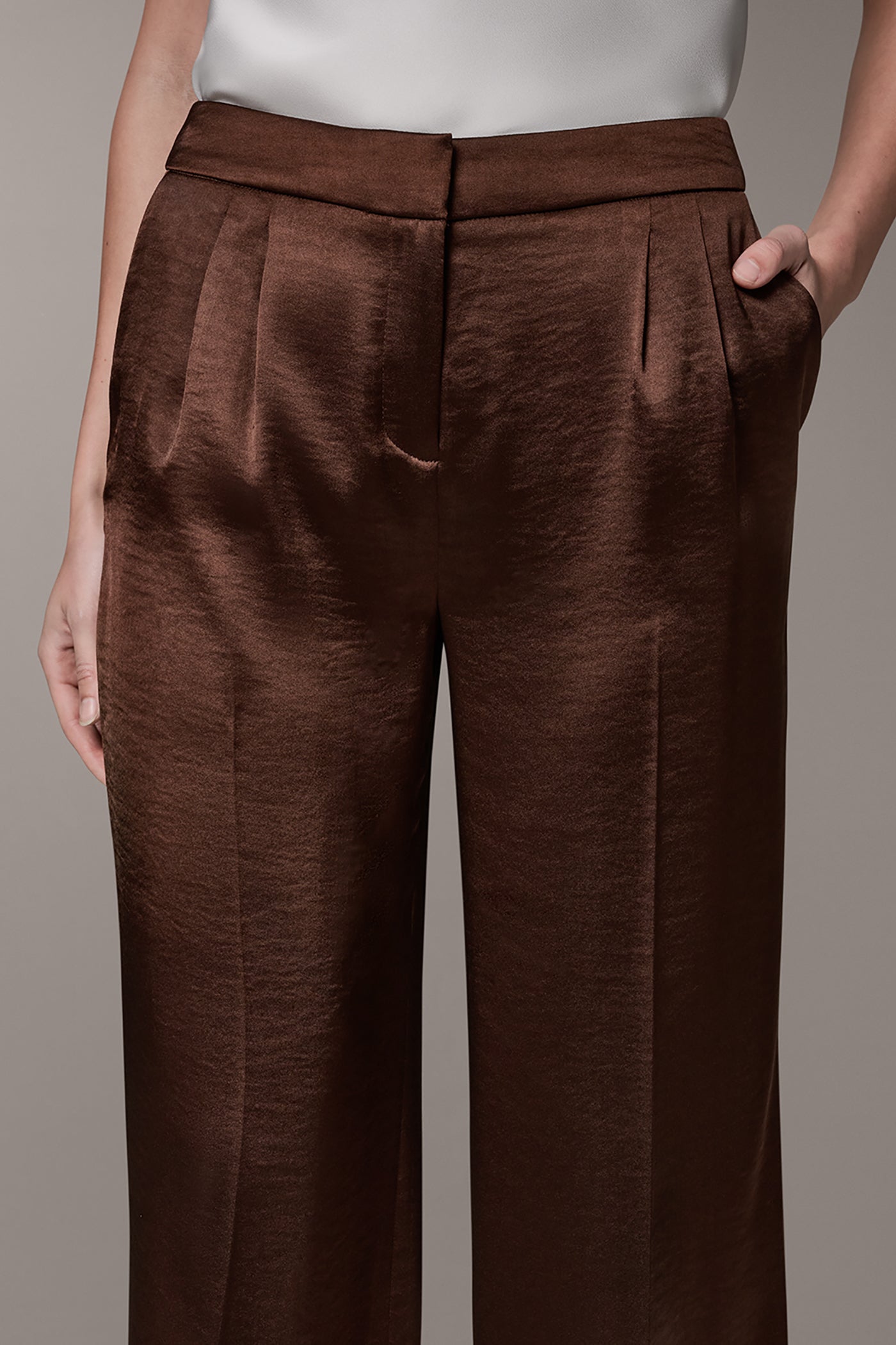 Donna Karan | MID-RISE PLEATED WIDE-LEG PANT