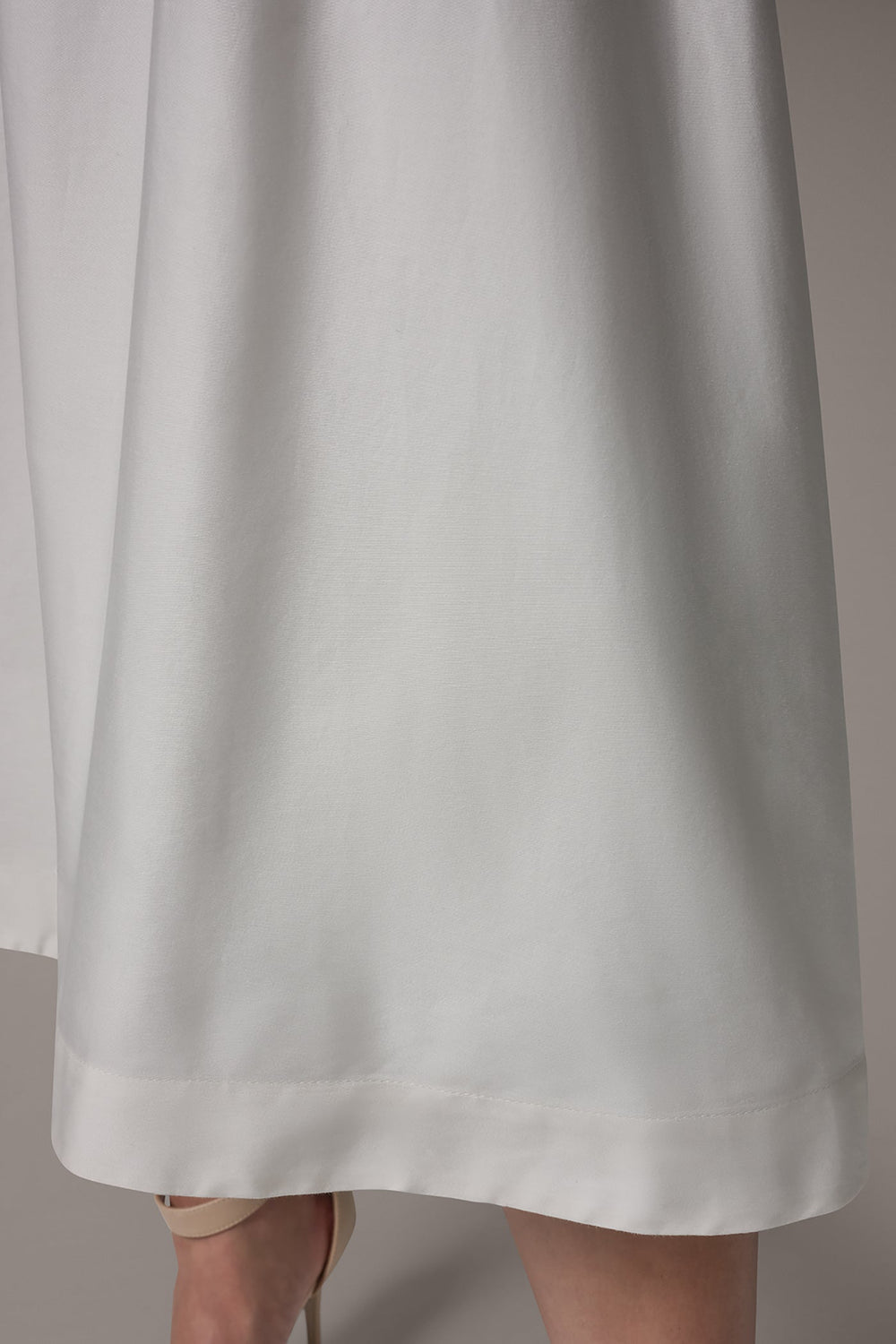 Donna Karan | SLEEVELESS MIDI FIT AND FLARE DRESS