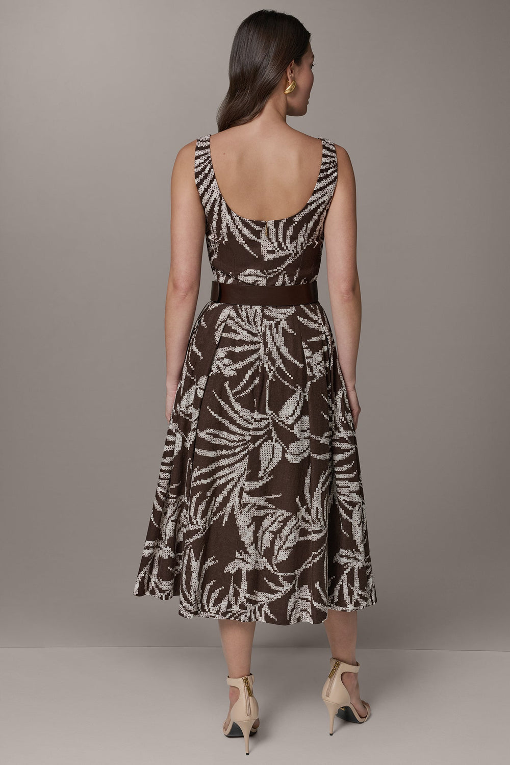 Donna Karan | SLEEVELESS SQUARE NECK PRINTED BELTED MIDI FIT AND FLARE DRESS
