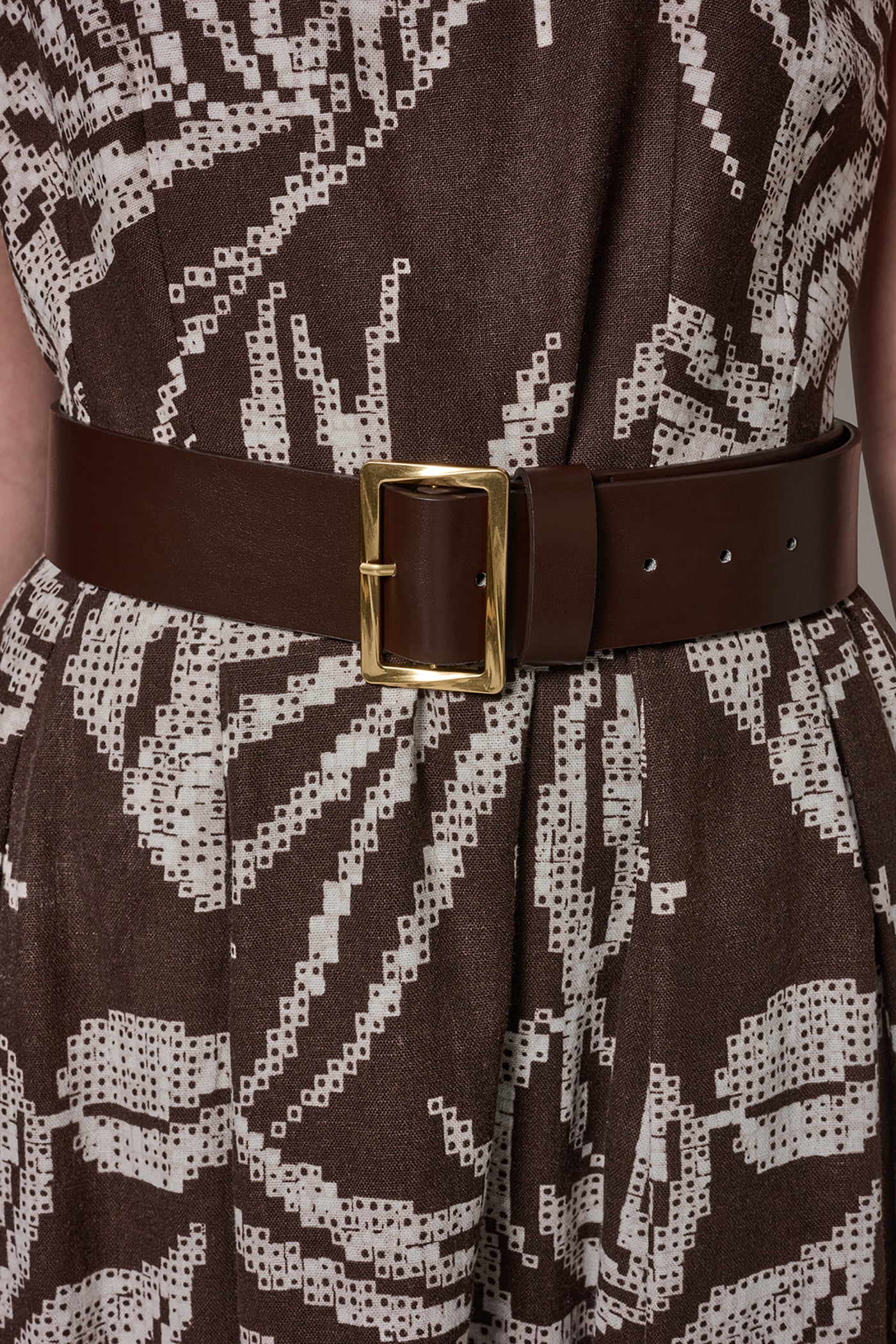 Donna Karan | SLEEVELESS SQUARE NECK PRINTED BELTED MIDI FIT AND FLARE DRESS