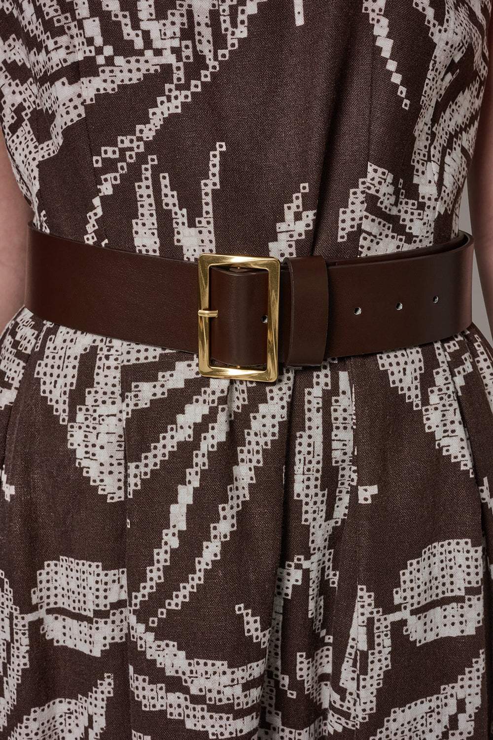 Donna Karan | SLEEVELESS SQUARE NECK PRINTED BELTED MIDI FIT AND FLARE DRESS