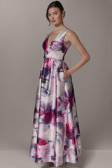 Donna Karan | SLEEVELESS FIT AND FLARE GOWN