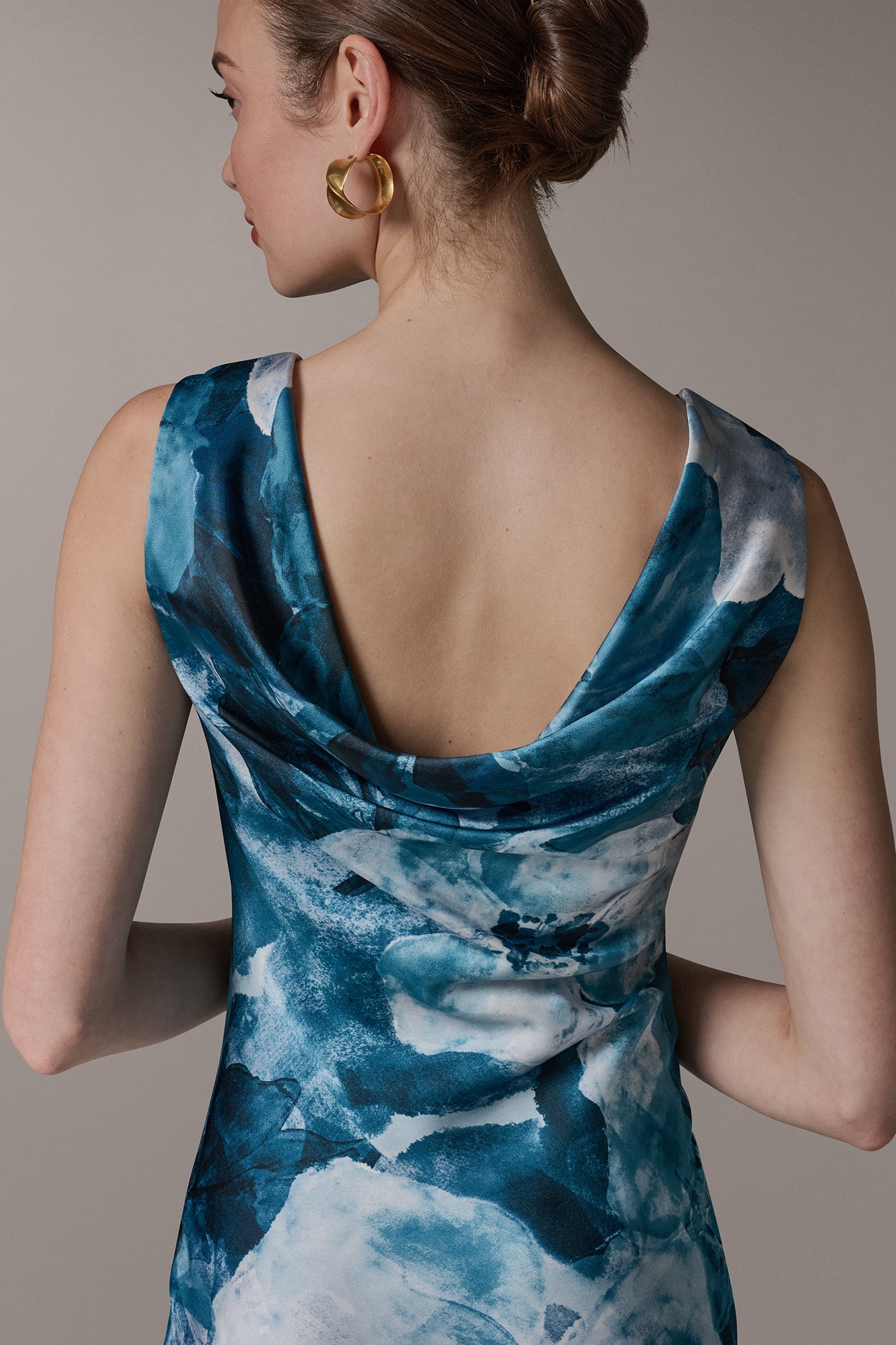 Donna Karan | SLEEVELESS TRUMPET GOWN