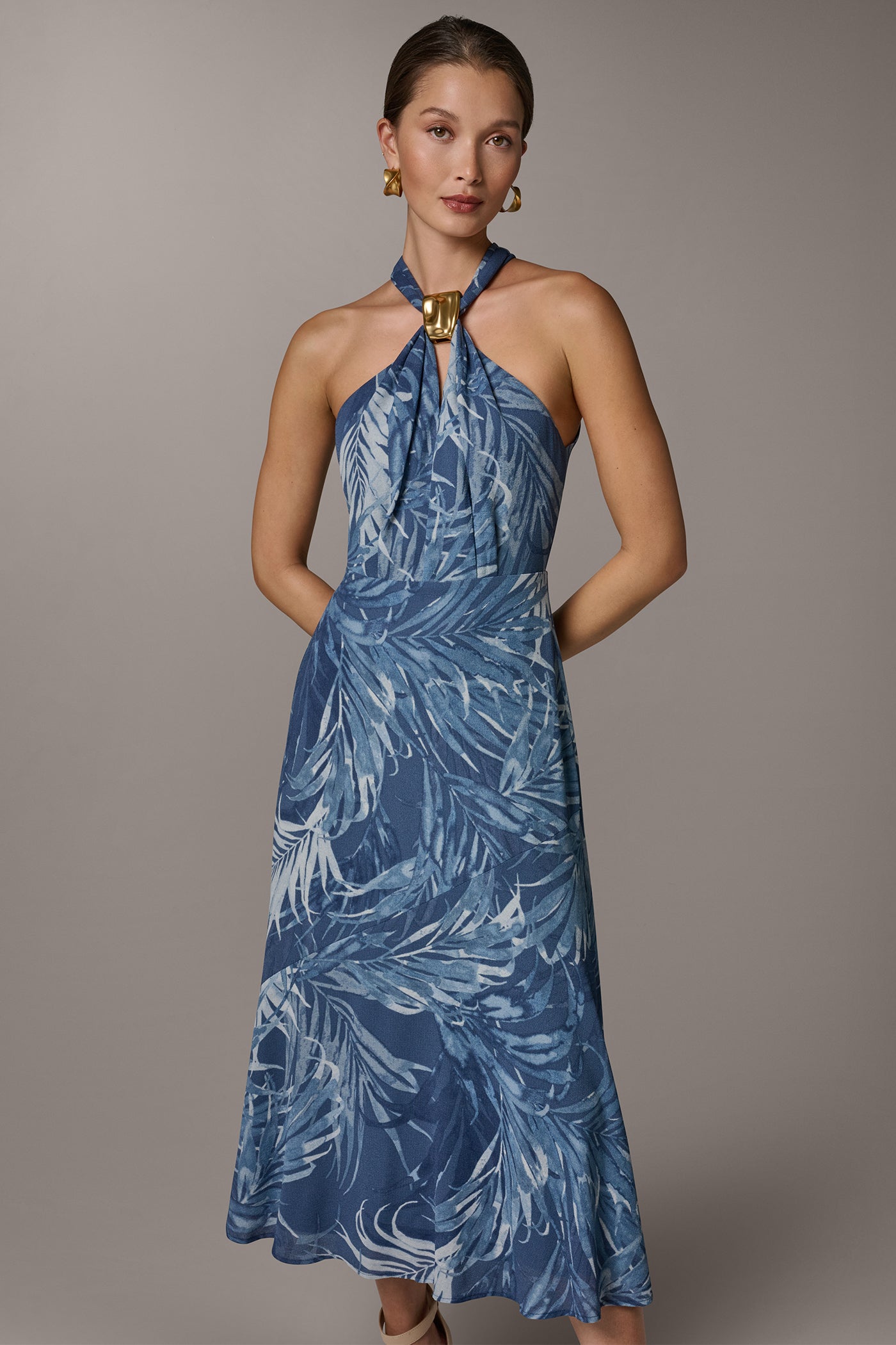Donna Karan | SLEEVELESS PRINT MIDI HALTER DRESS