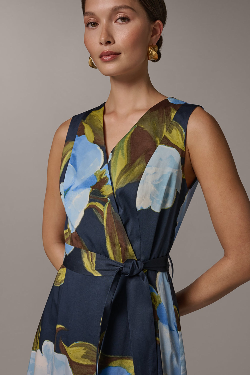 Donna Karan | SLEEVELESS WRAP-EFFECT MIDI DRESS