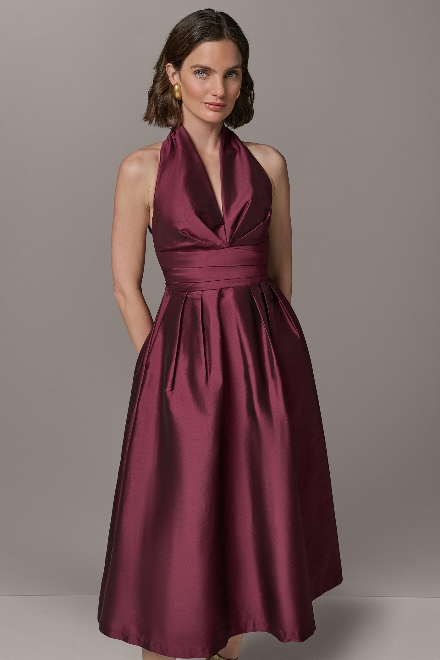 Donna Karan | SLEEVELESS V-NECK TAFFETA MIDI COCKTAIL DRESS