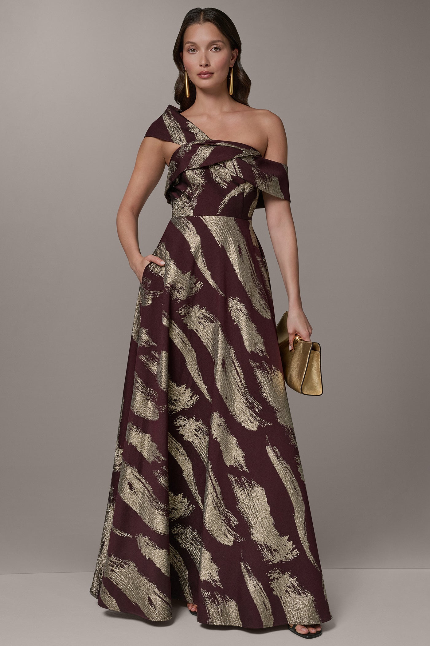 Donna Karan | ONE SHOULDER METALLIC BRUSHTROKE GOWN