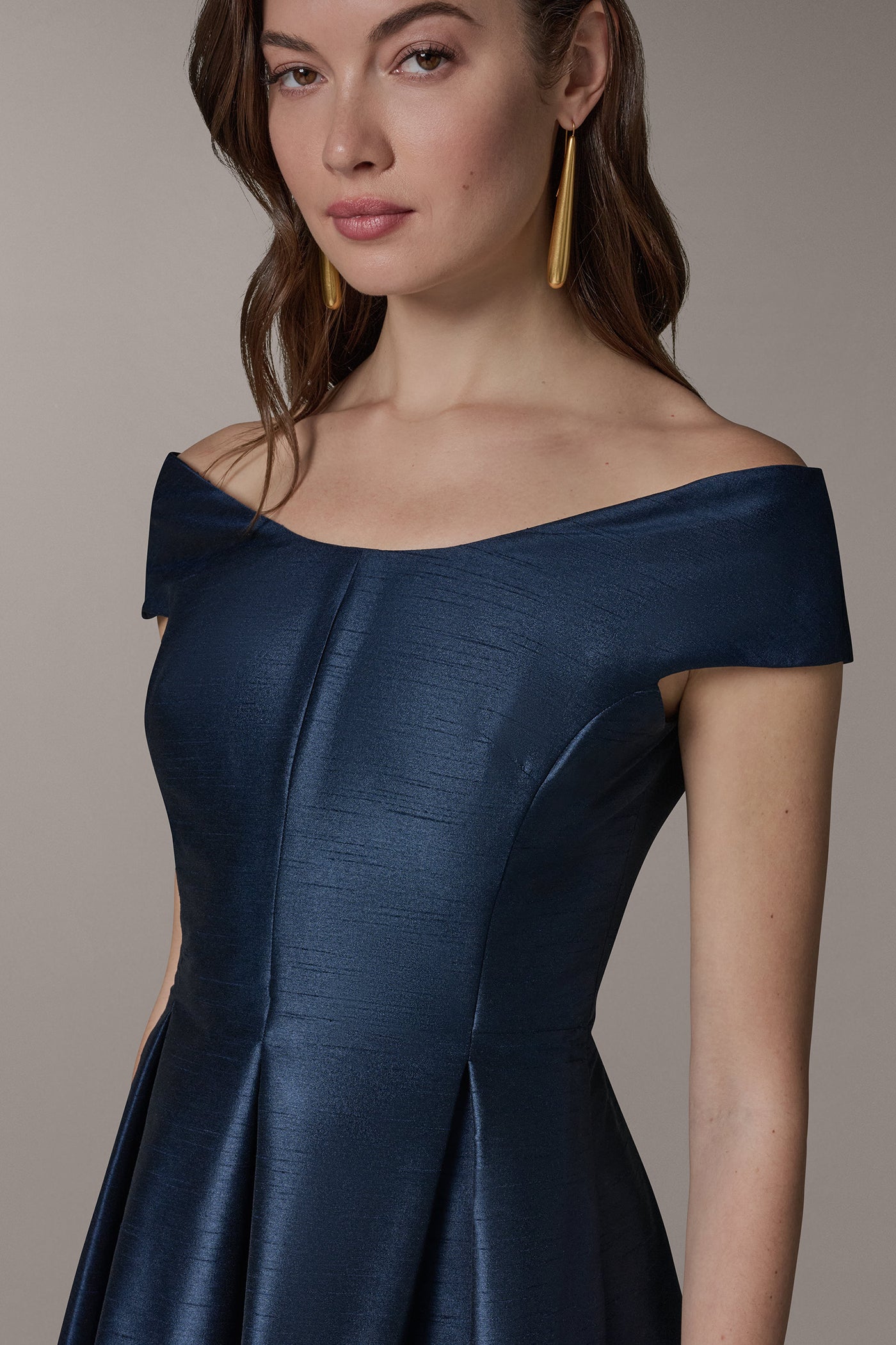 Donna Karan | OFF THE SHOULDER MIDI FIT AND FLARE DRESS