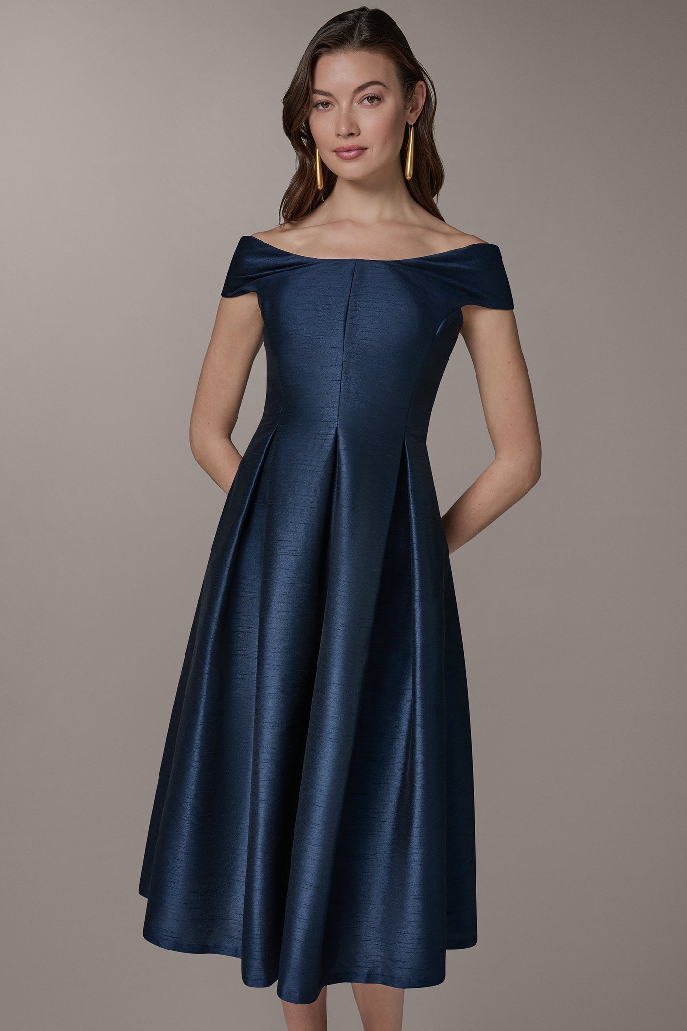 Donna Karan | OFF THE SHOULDER MIDI FIT AND FLARE DRESS
