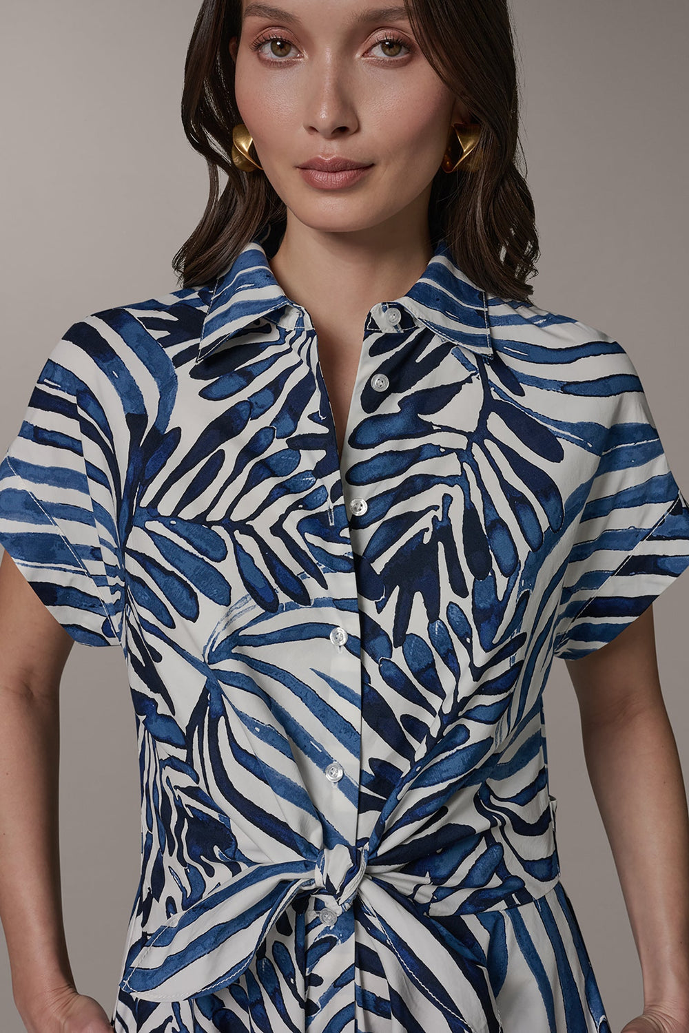 Donna Karan | SHORT SLEEVE TIE FRONT MAXI SHIRT DRESS