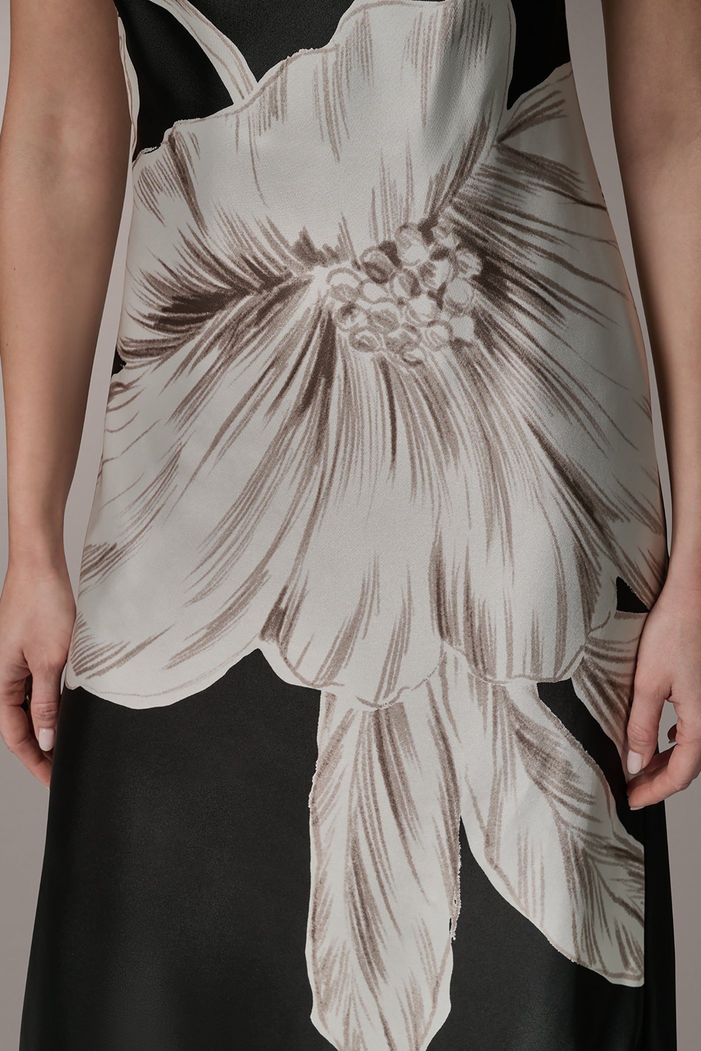 Donna Karan | SLEEVELESS ASYMMETRIC MIDI HALTER DRESS