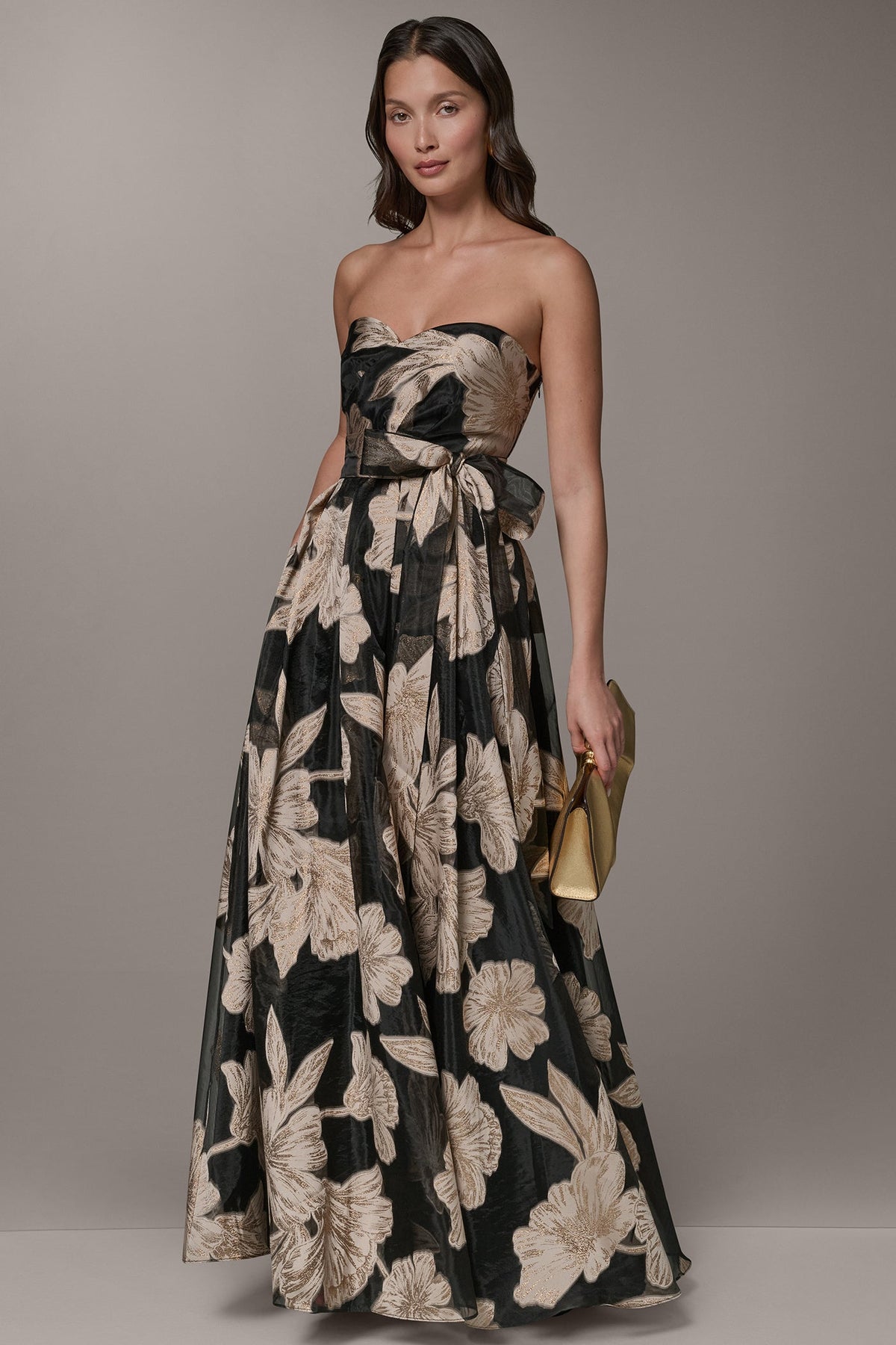 Donna Karan | STRAPLESS SWEETHEART METALLIC FLORAL BALL GOWN