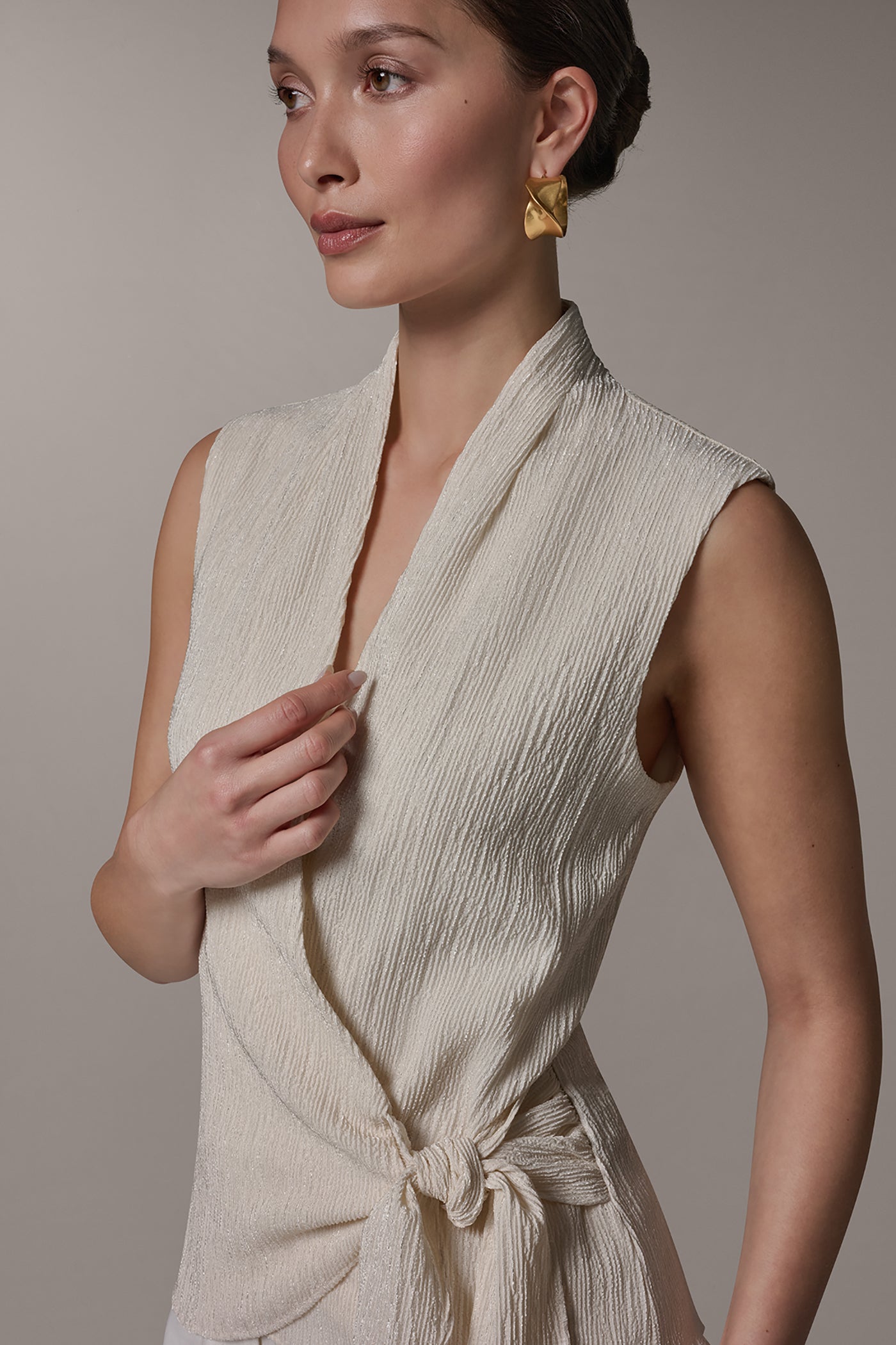Donna Karan | WRAP-EFFECT CRINKLE TOP
