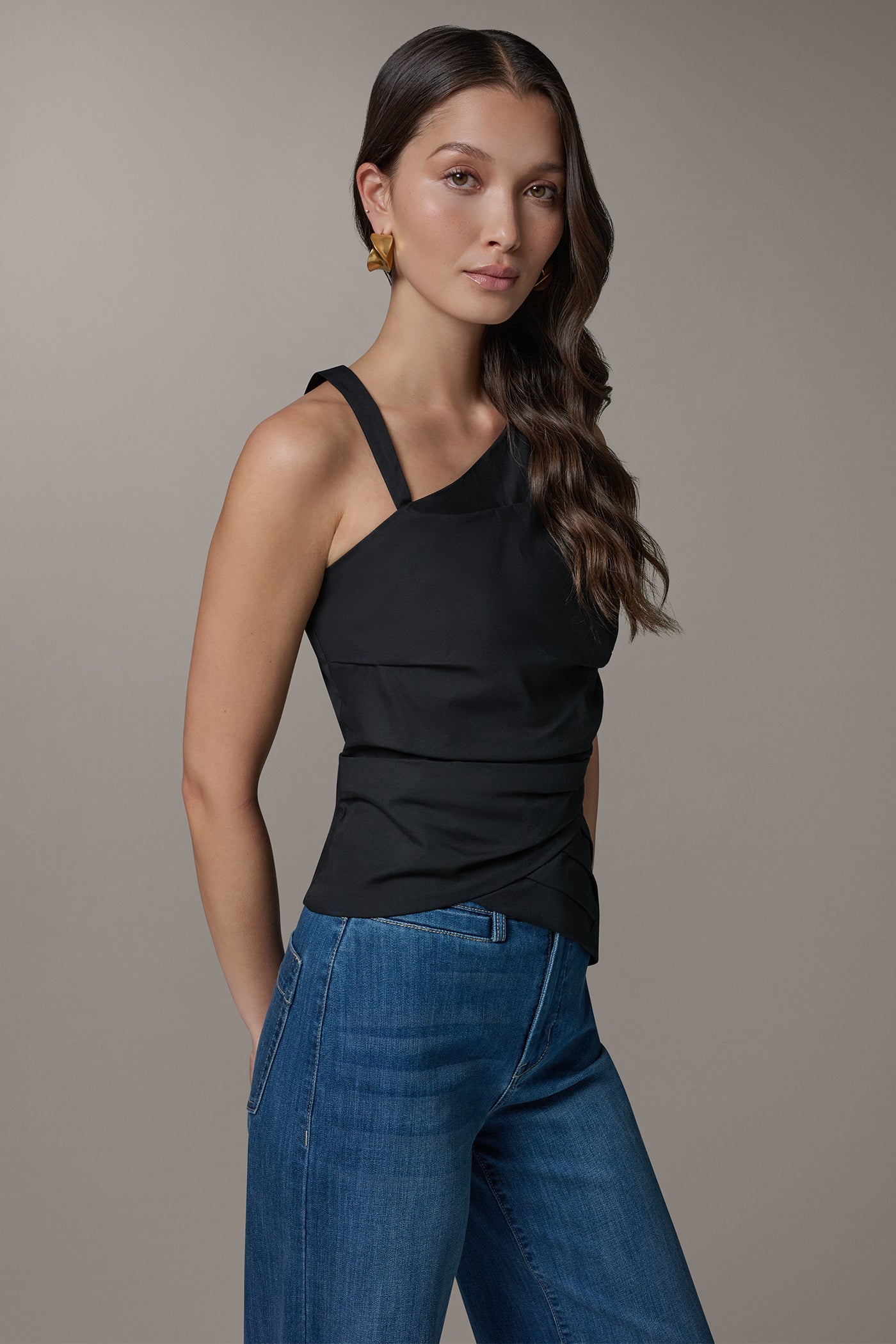 Donna Karan | SLEEVELESS ASYMMETRIC BLOUSE