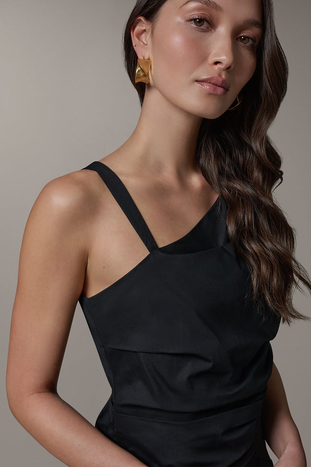 Donna Karan | SLEEVELESS ASYMMETRIC BLOUSE