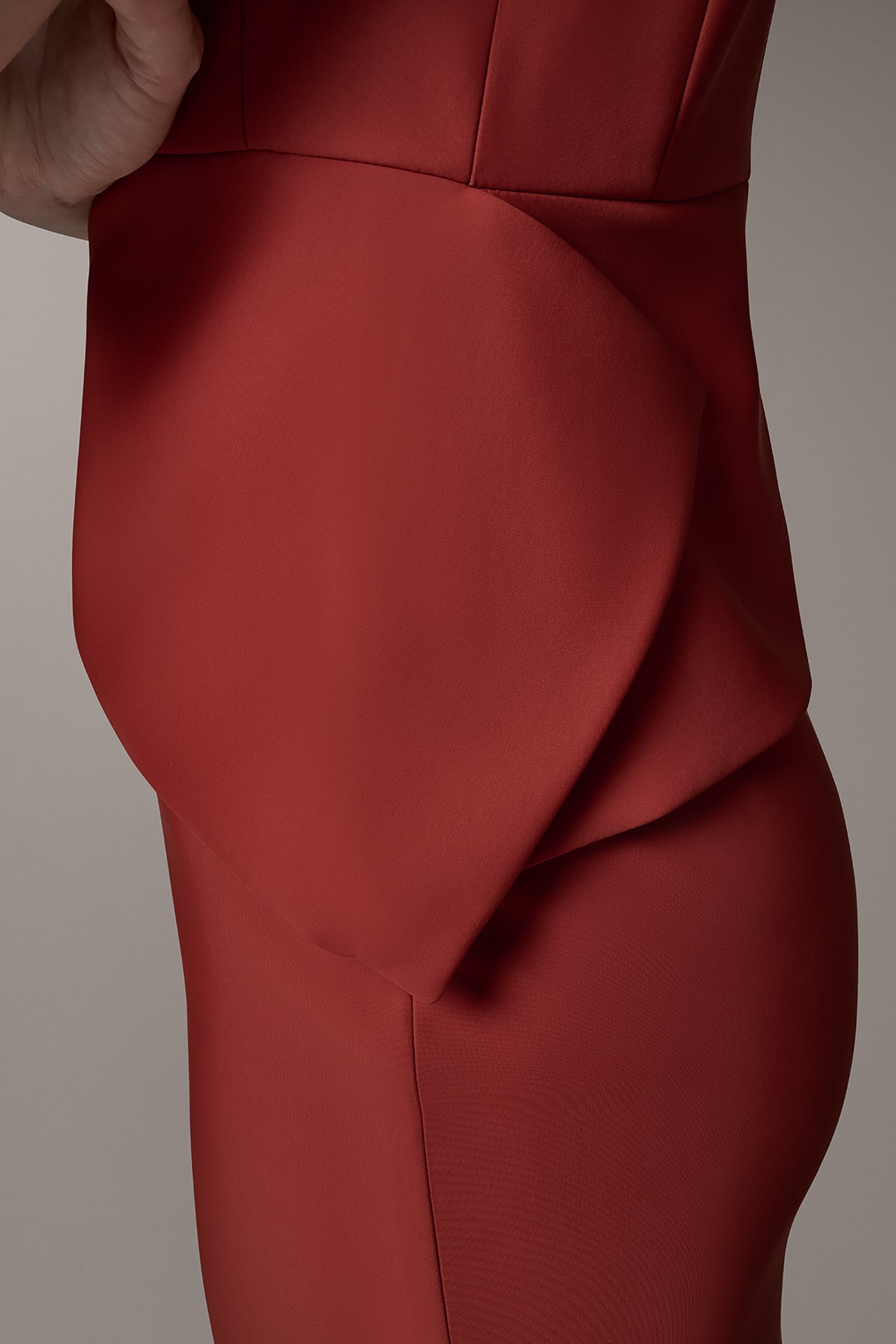 Donna Karan | SHORT SLEEVE PEPLUM TOP