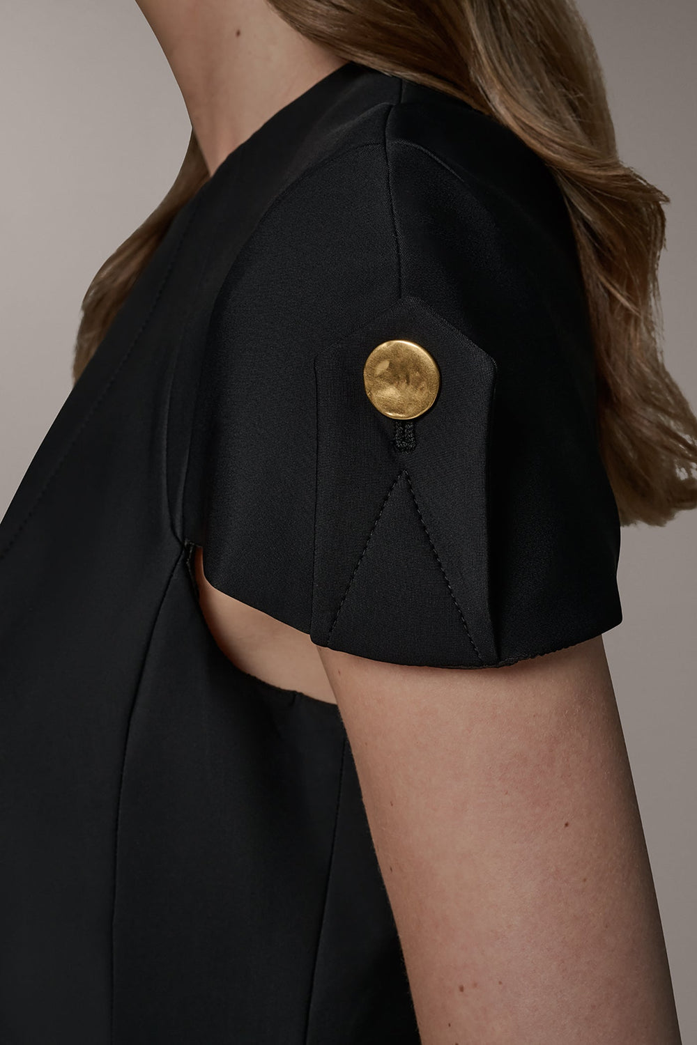 Donna Karan | SHORT SLEEVE PEPLUM TOP