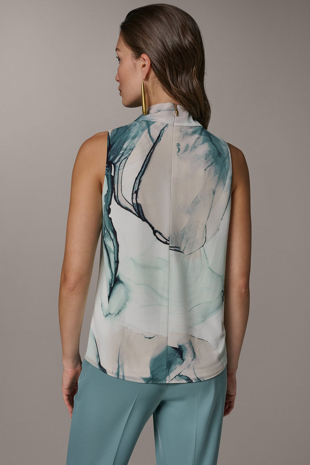 Donna Karan | DRAPE TWIST SHOULDER BLOUSE