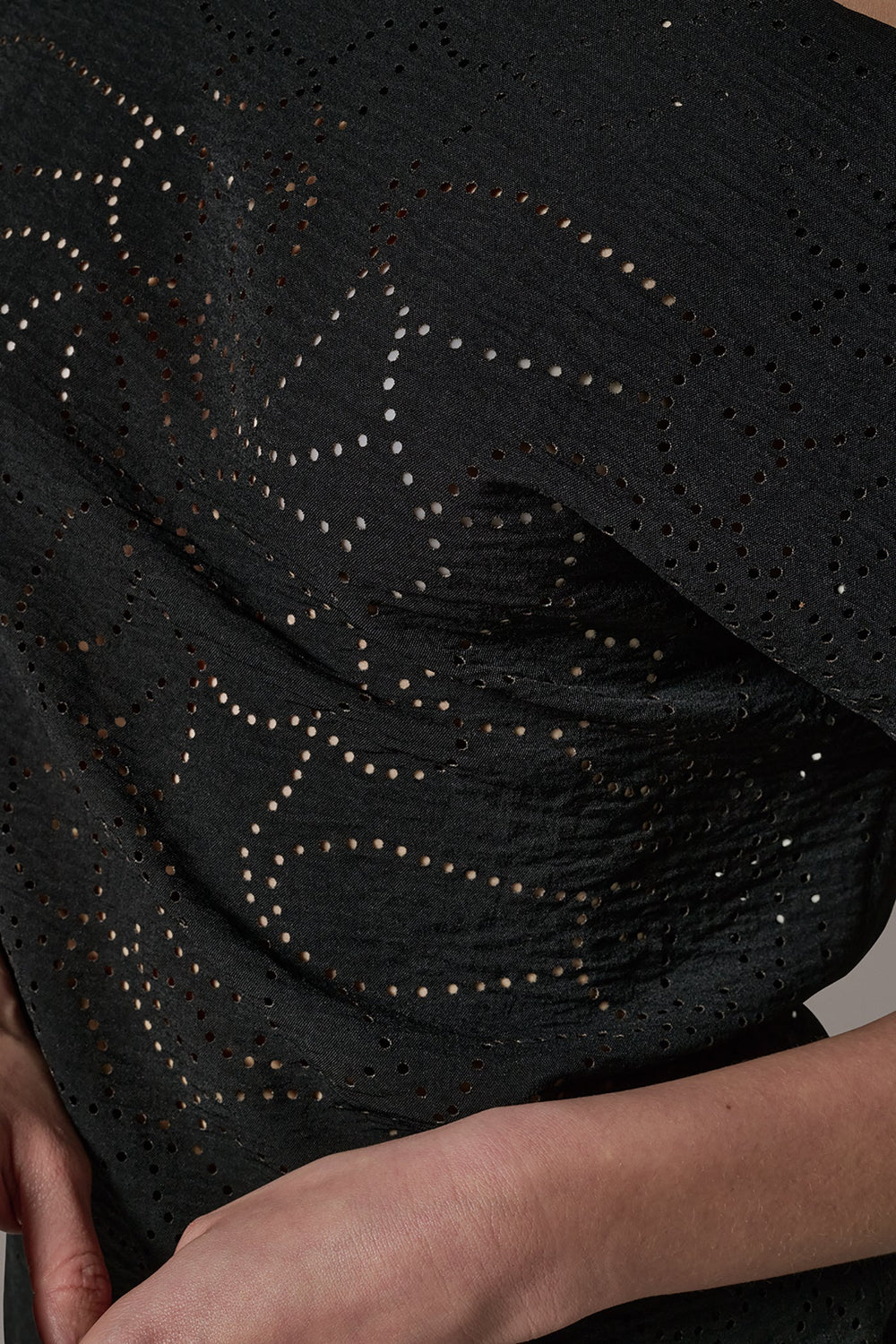 Donna Karan | SLEEVELESS ASYMMETRIC LASER CUT TOP