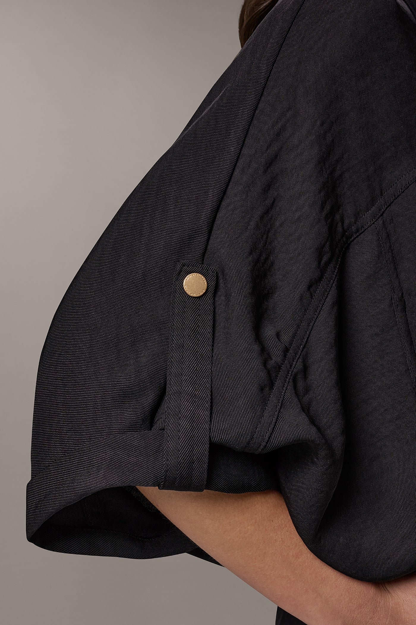 Donna Karan | CINCHED HEM SHIRT