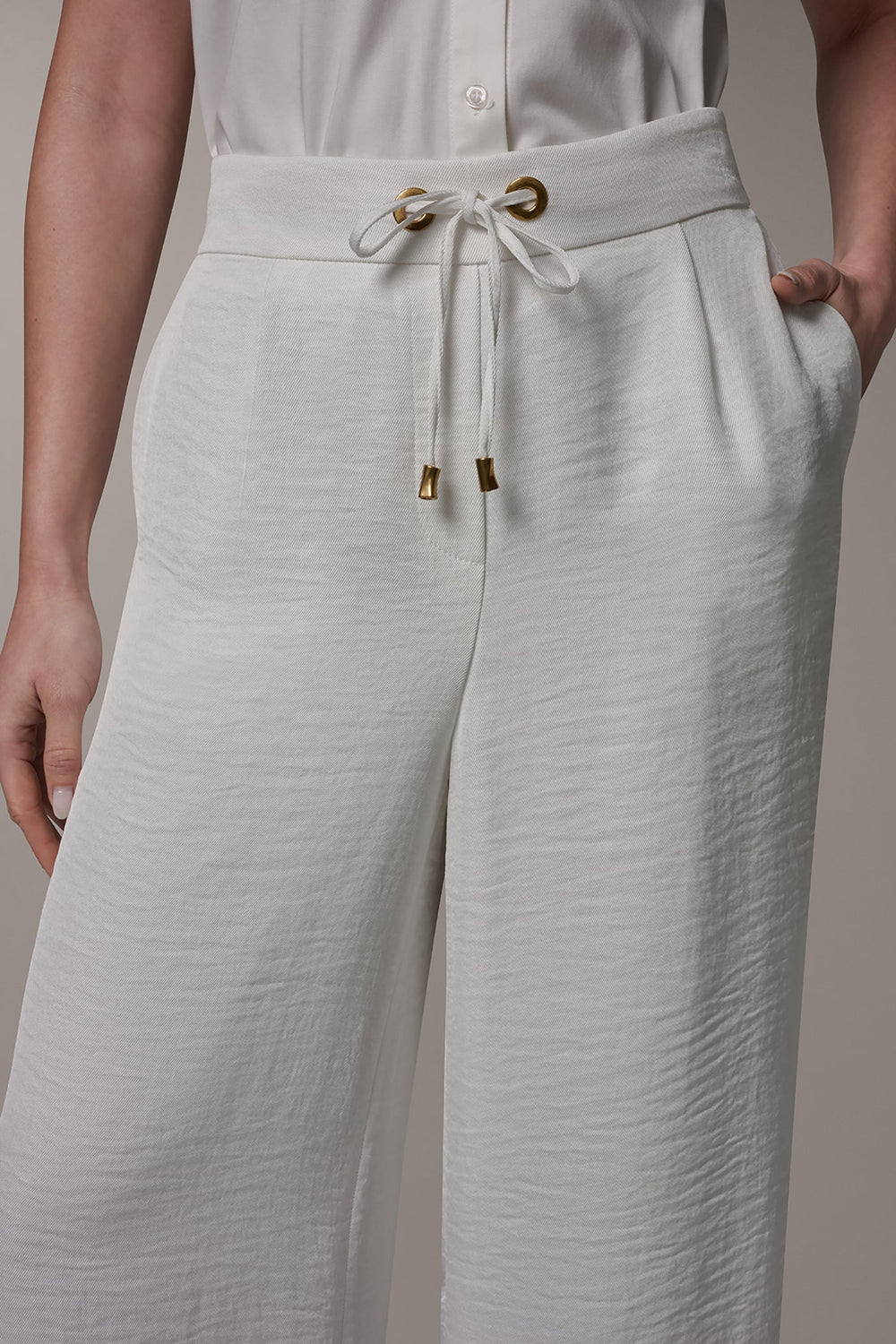 Donna Karan | EXTRA HIGH-RISE WIDE-LEG PULL-ON PANT