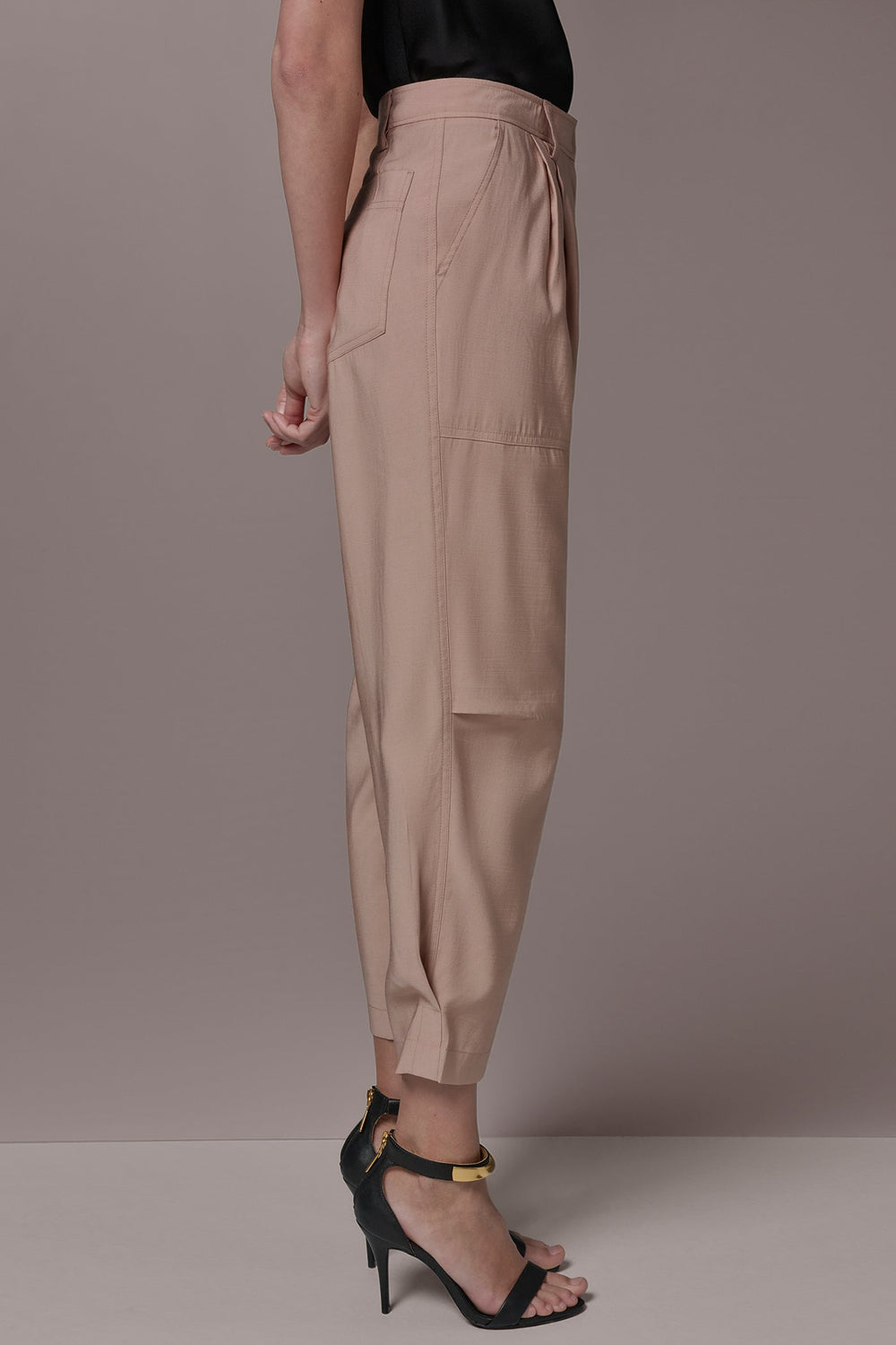 Donna Karan | EXTRA HIGH-RISE UTILITY PANT