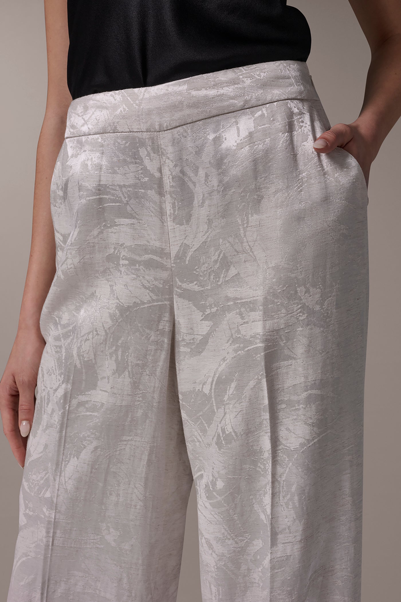 Donna Karan | EXTRA HIGH-RISE WIDE-LEG SUIT PANT