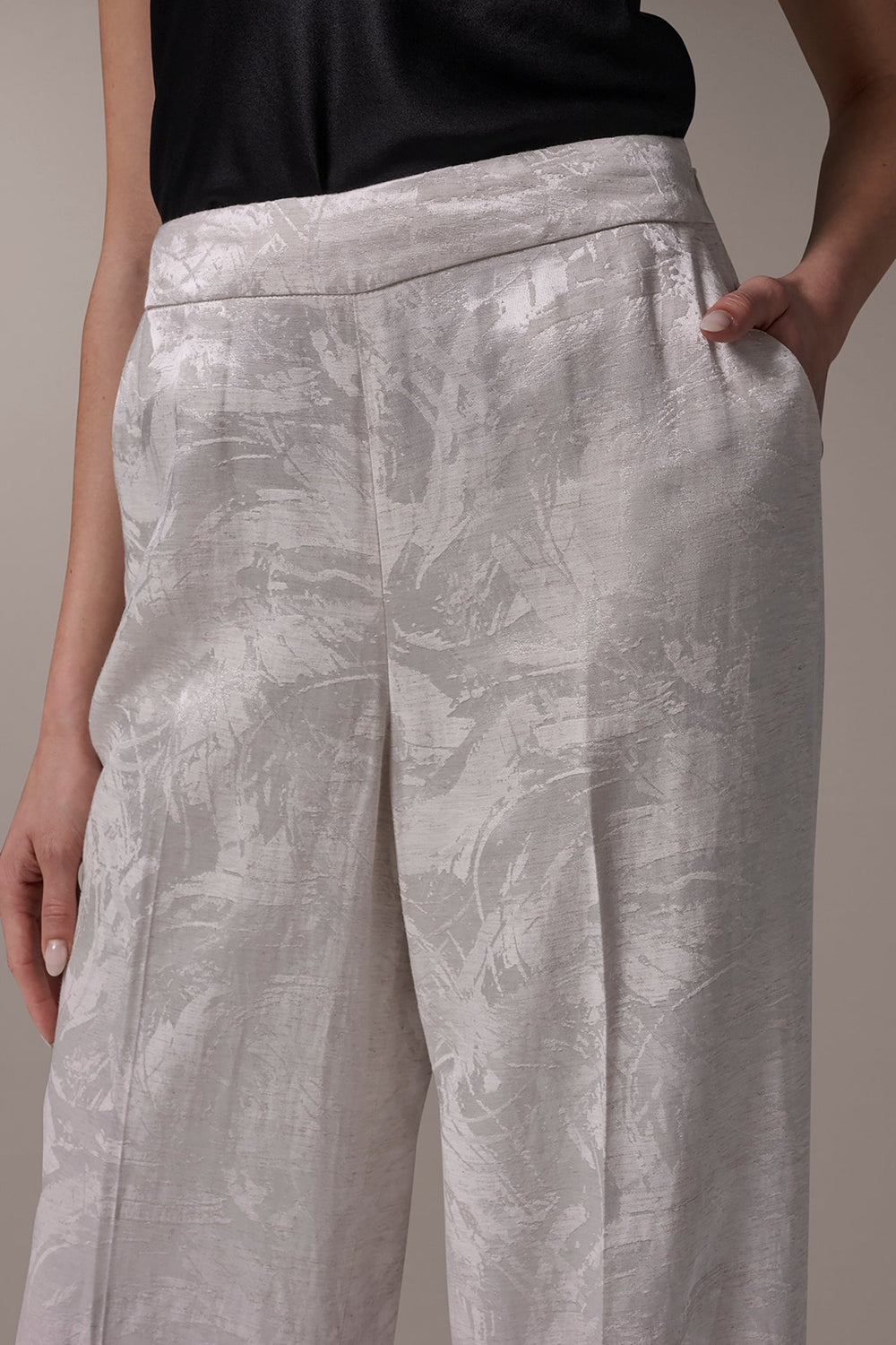 Donna Karan | EXTRA HIGH-RISE WIDE-LEG SUIT PANT