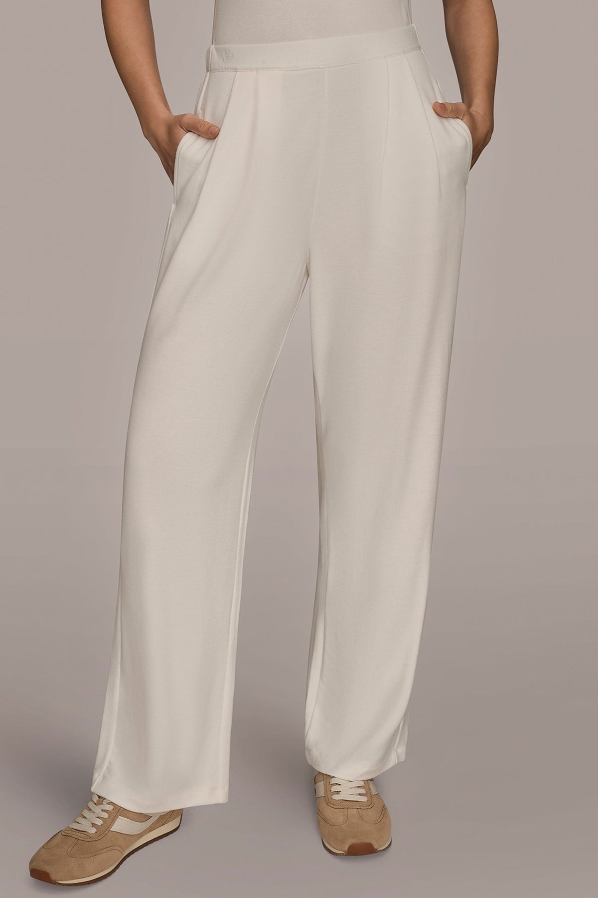 Donna Karan | HIGH-RISE PLEATED PANT
