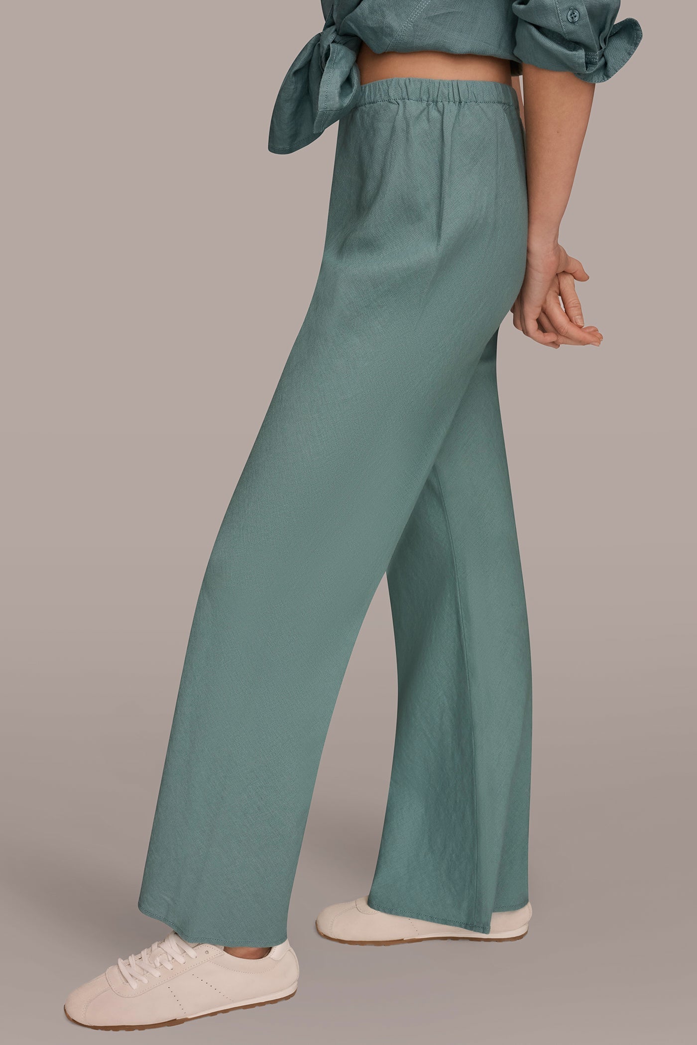 Donna Karan | MID-RISE RELAXED ANKLE PANT