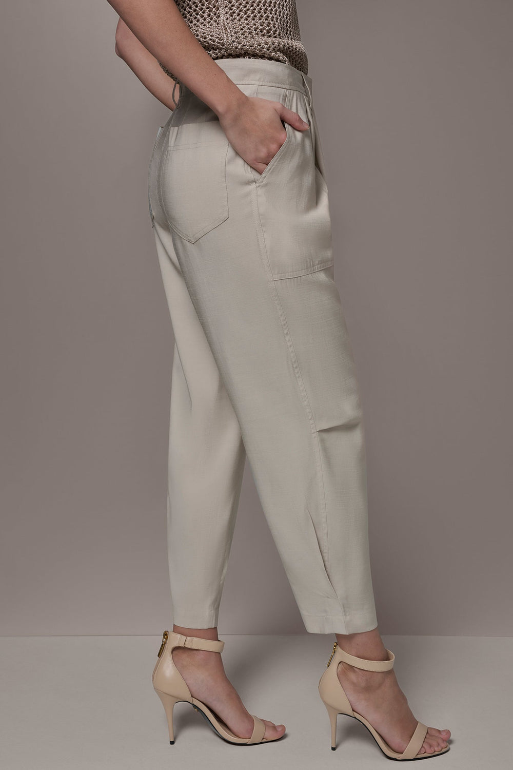 Donna Karan | EXTRA HIGH-RISE UTILITY PANT
