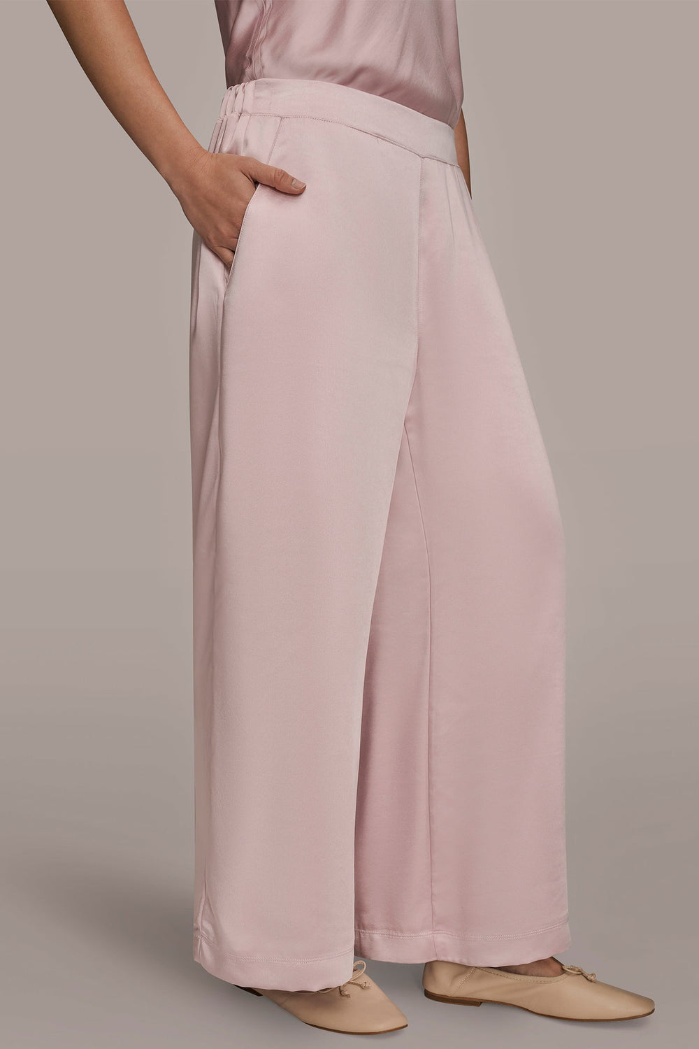 Donna Karan | SATIN MID-RISE RELAXED PANT