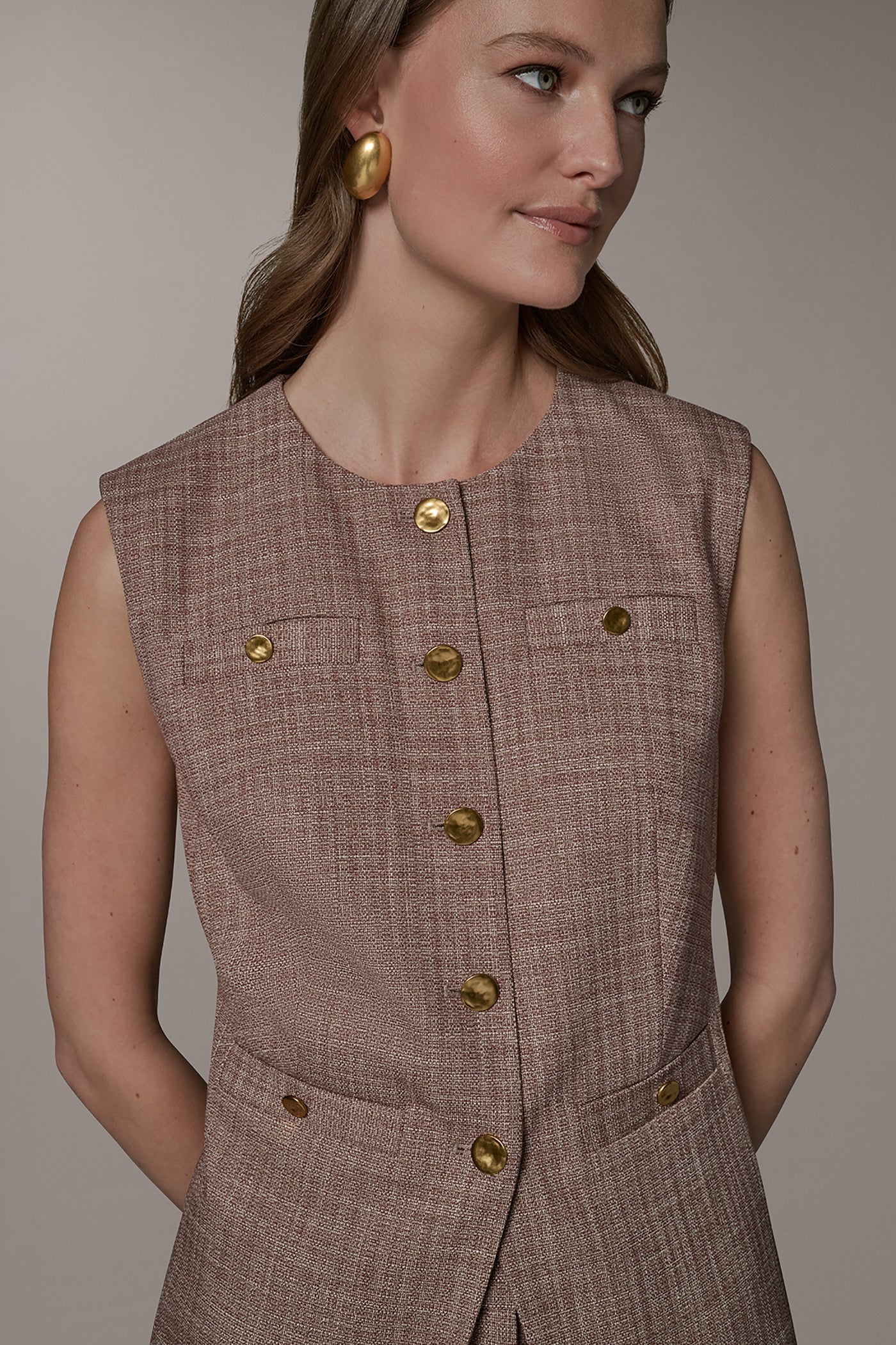 Donna Karan | SLEEVELESS SUIT VEST