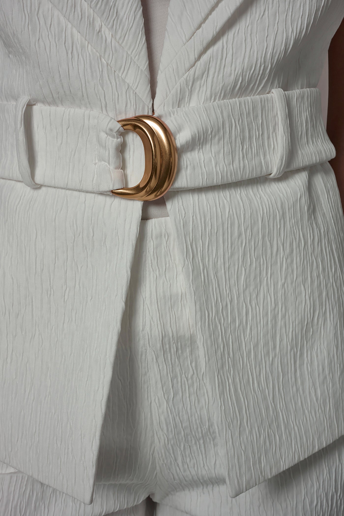 Donna Karan | EXTENDED SHOULDER VEST