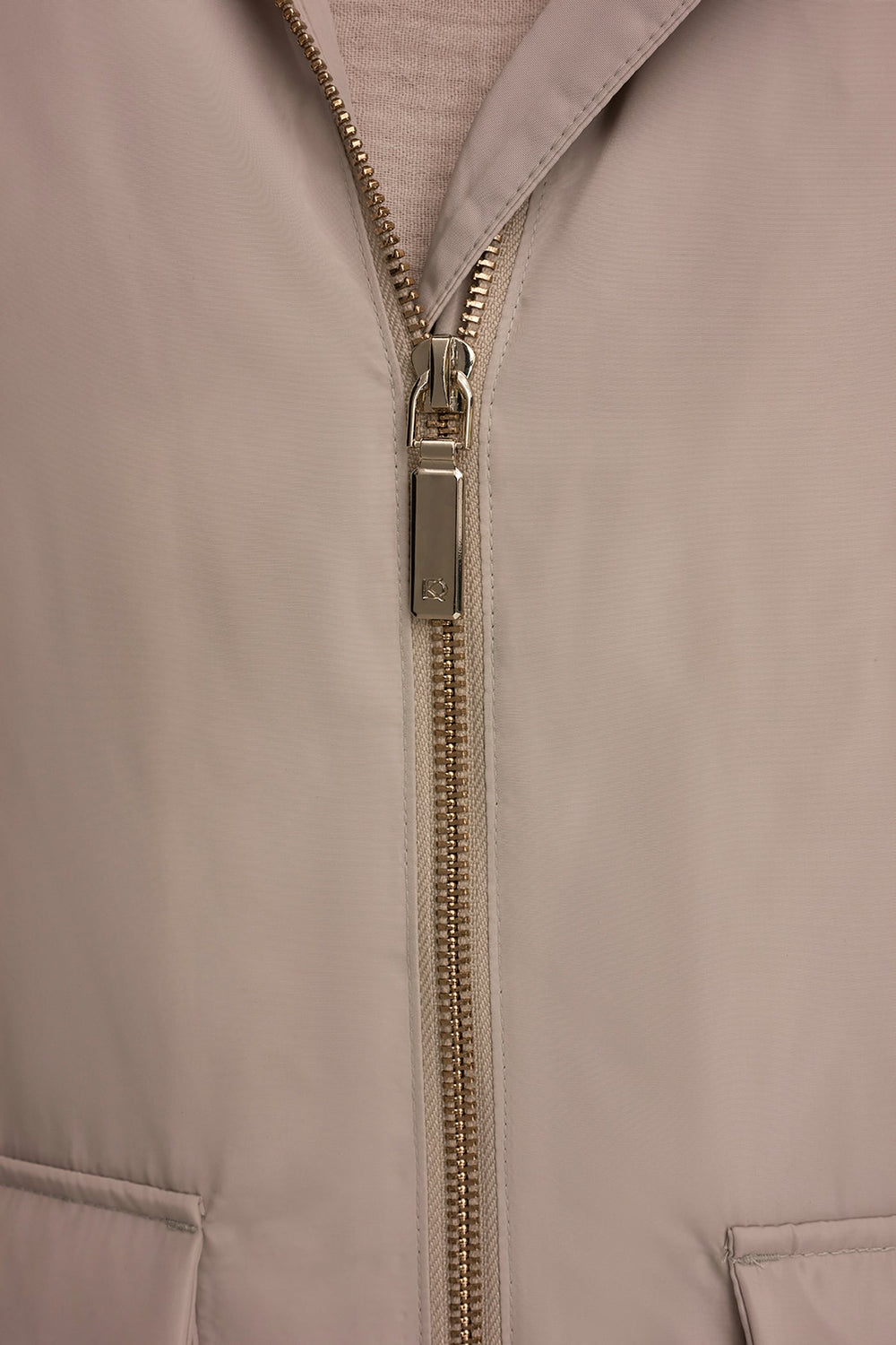 Donna Karan | HOODED LIGHT QUILT JACKET