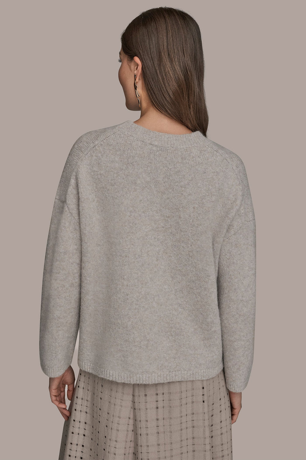Donna Karan | OVERSIZED LONG SLEEVE CREW-NECK SWEATER