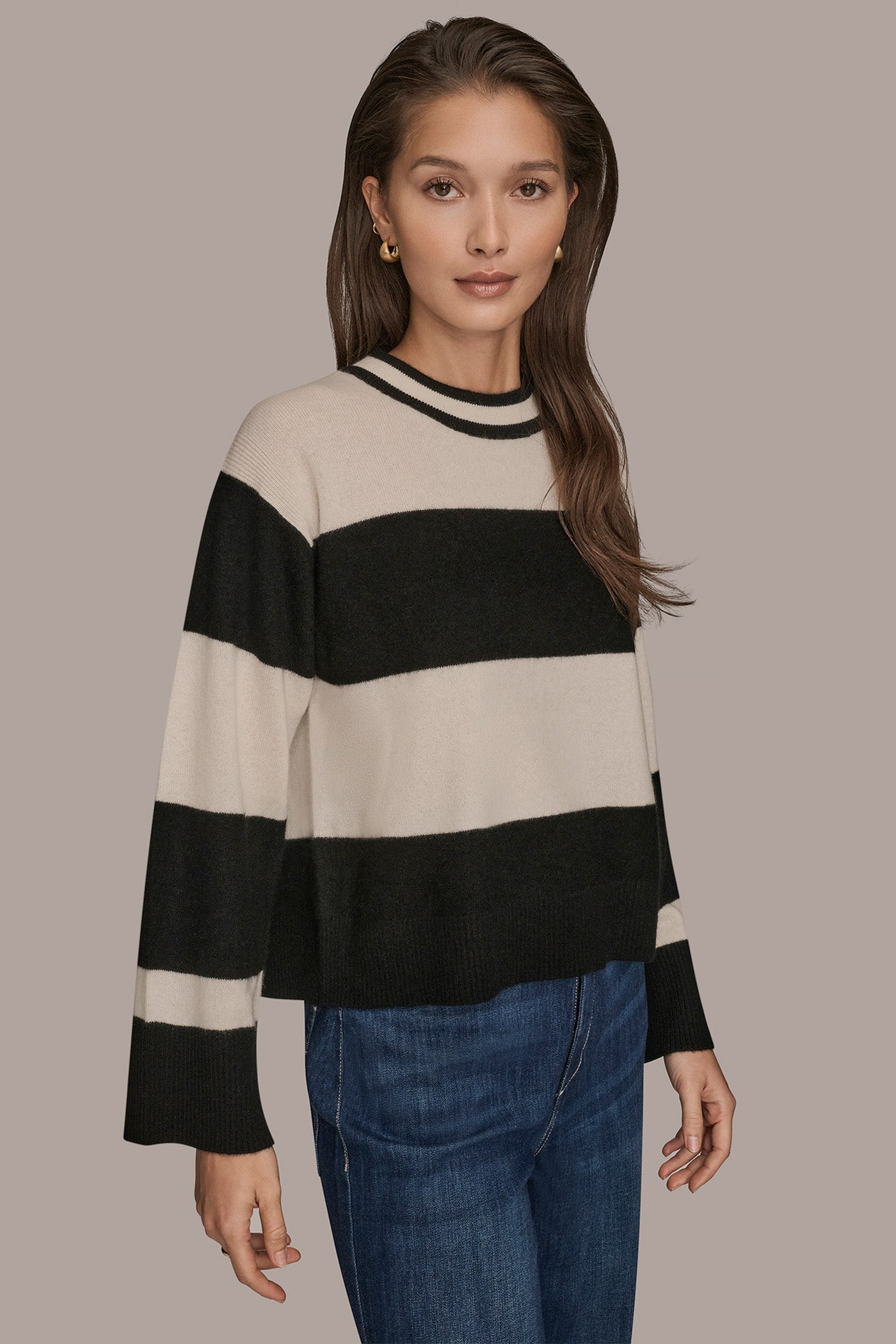 Donna Karan | STRIPED CREWNECK BOXY SWEATER