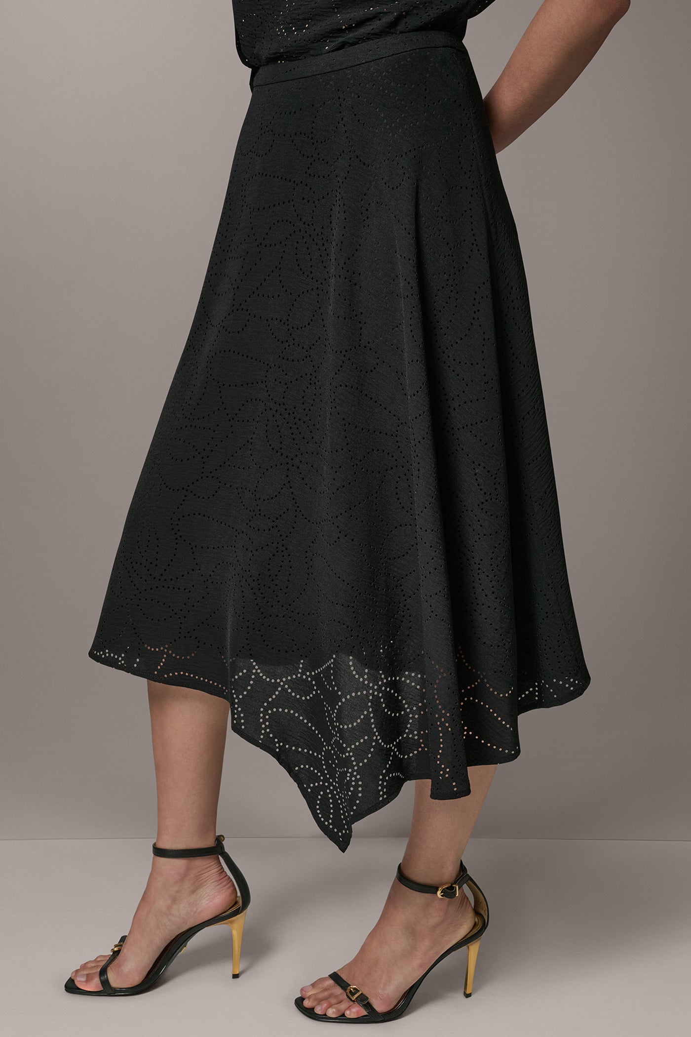 Donna Karan | LASER CUT ASYMMETRIC MIDI SKIRT