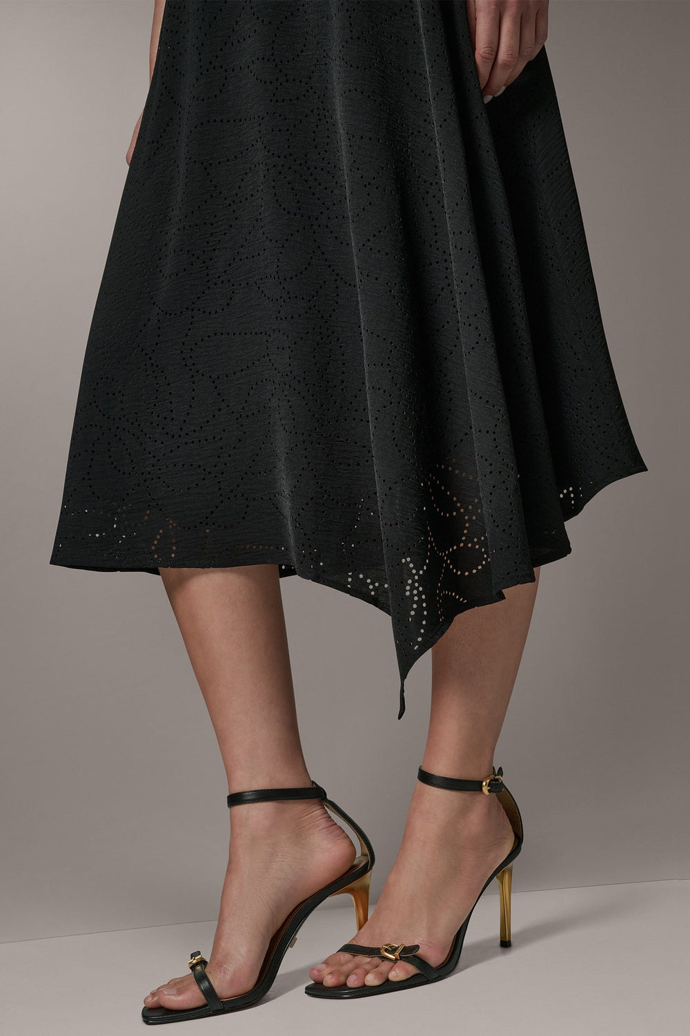 Donna Karan | LASER CUT ASYMMETRIC MIDI SKIRT