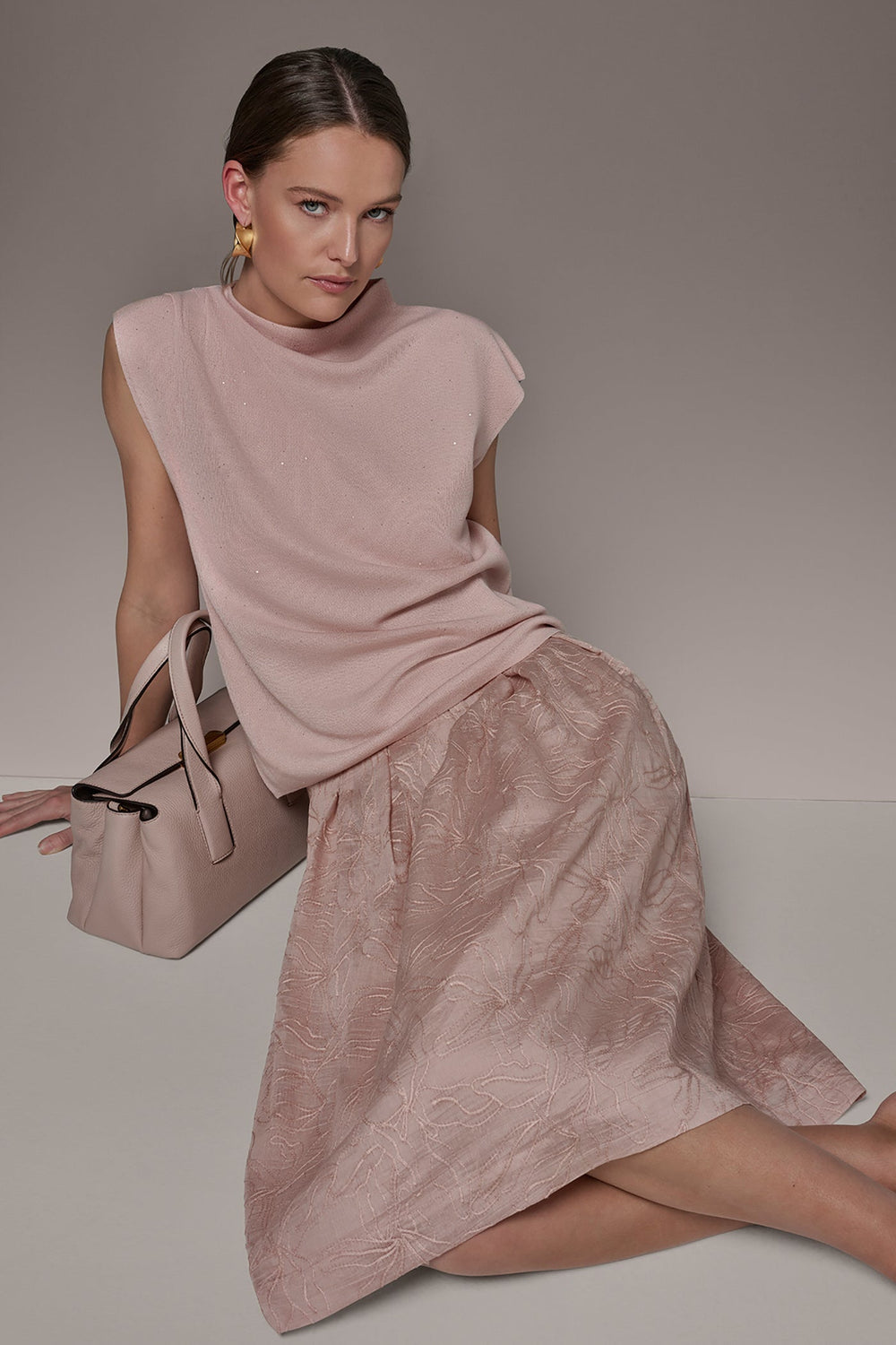 Donna Karan | FLORAL EMBROIDERED PLEATED A-LINE SKIRT