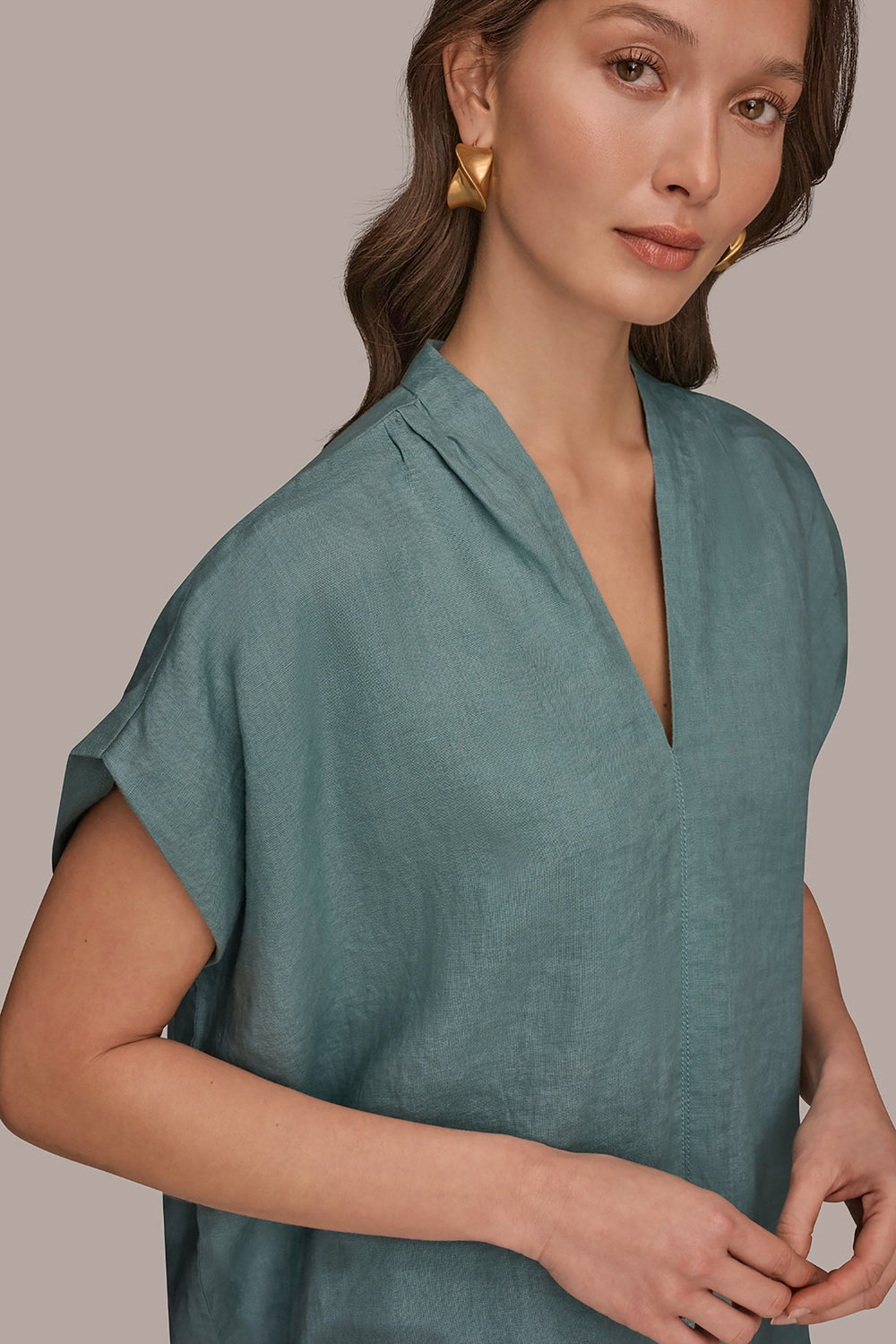 Donna Karan | LINEN SLEEVELESS BLOUSE