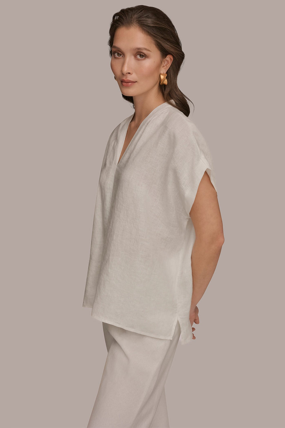 Donna Karan | LINEN SLEEVELESS BLOUSE